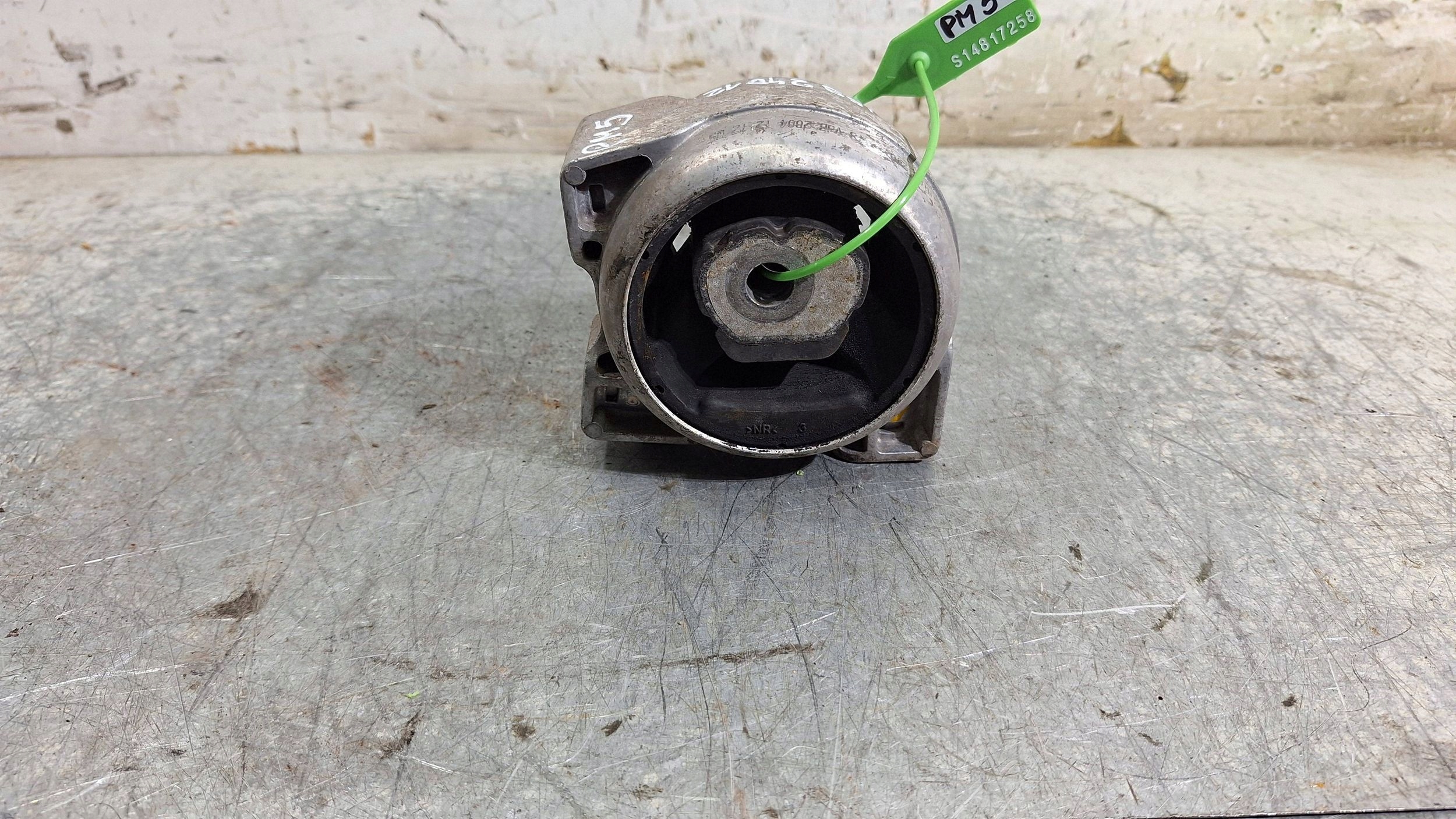 engine mount A1692401218 MERCEDES W169 W245