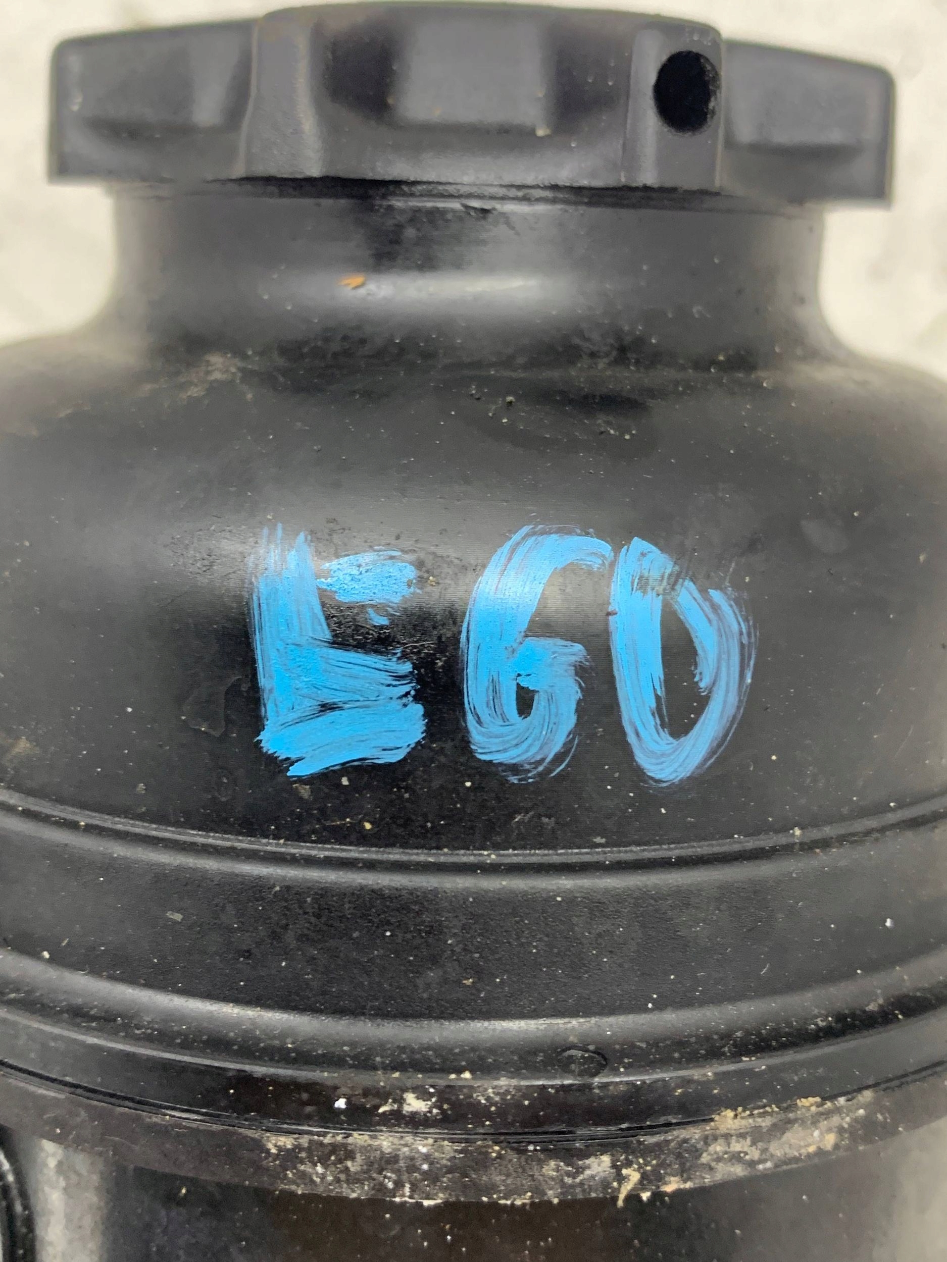nadrzka na servo BMW E60 (2003-2010) 2.0D