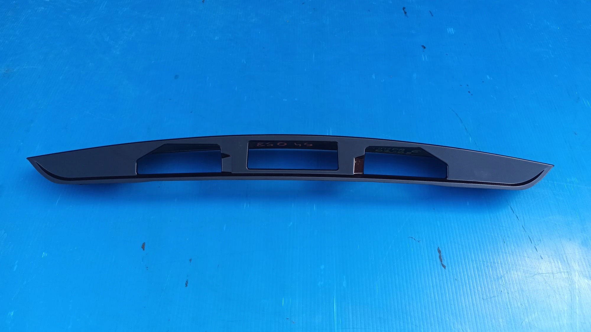 COUVERTURE DE LHAYON MAZDA 6 KOM 02-08