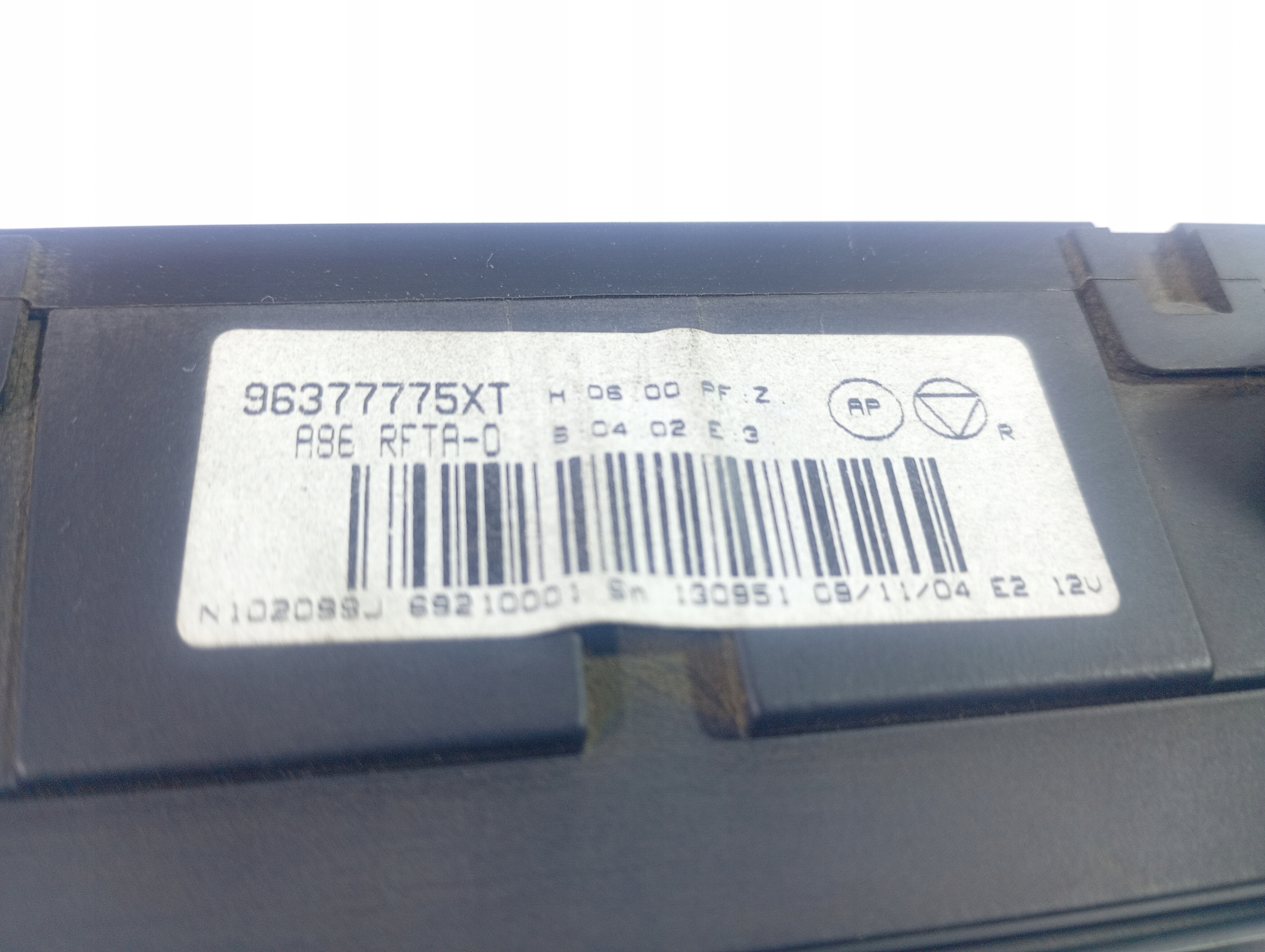 Peugeot 1007 05-09 Interrupteur Bouton Unite commande clima OE 96377775XT