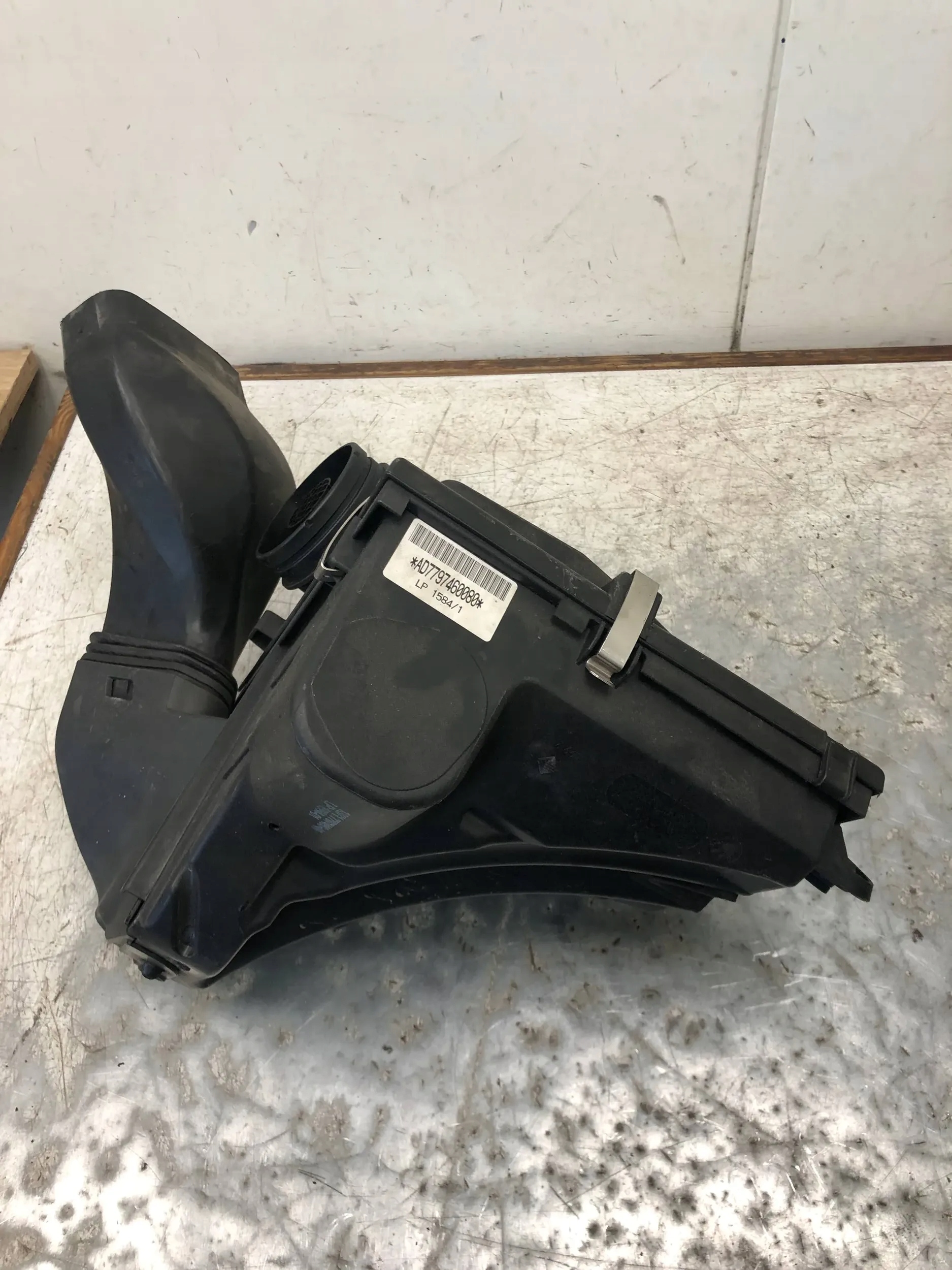 Gehäuse filter luft BMW E87 LCI 9119446