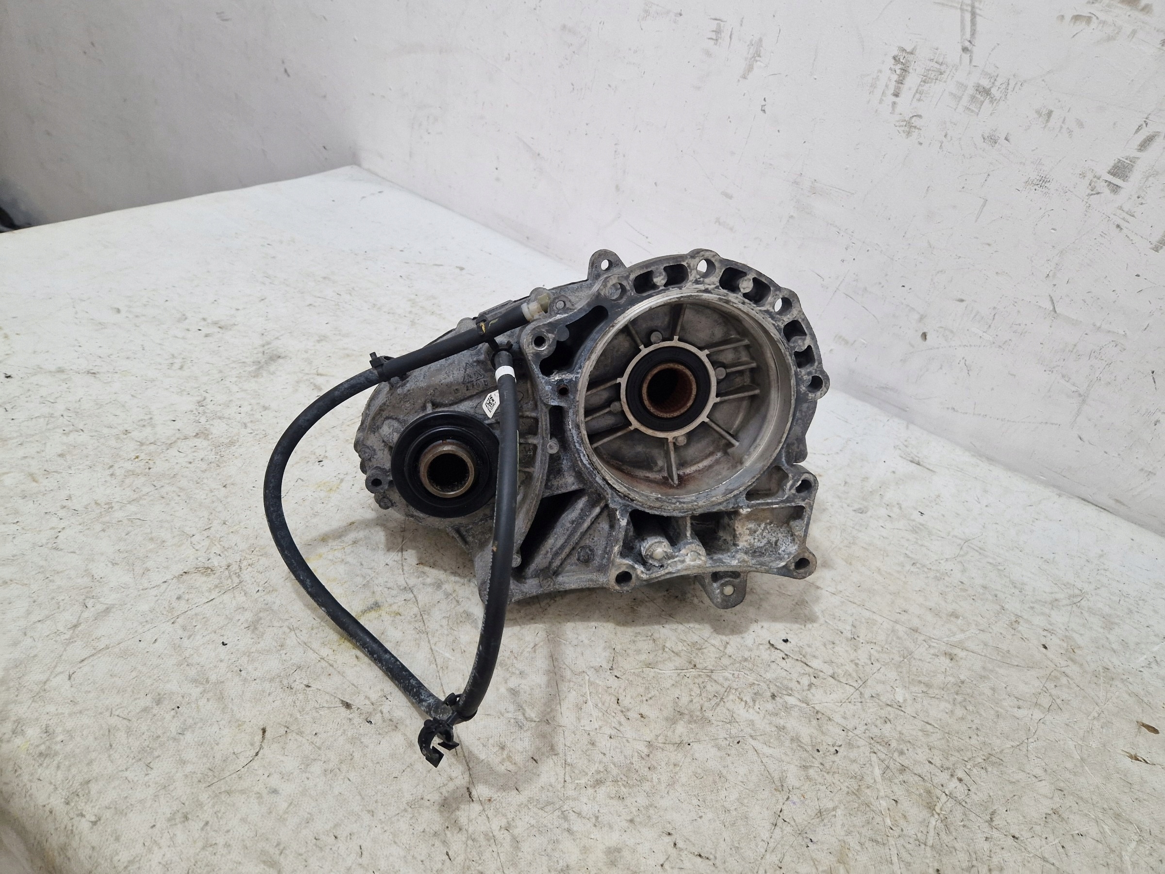 FORD EXPLORER VI MK6 2020- gearbox distribution REDUKTOR L1M3-7A195-AE