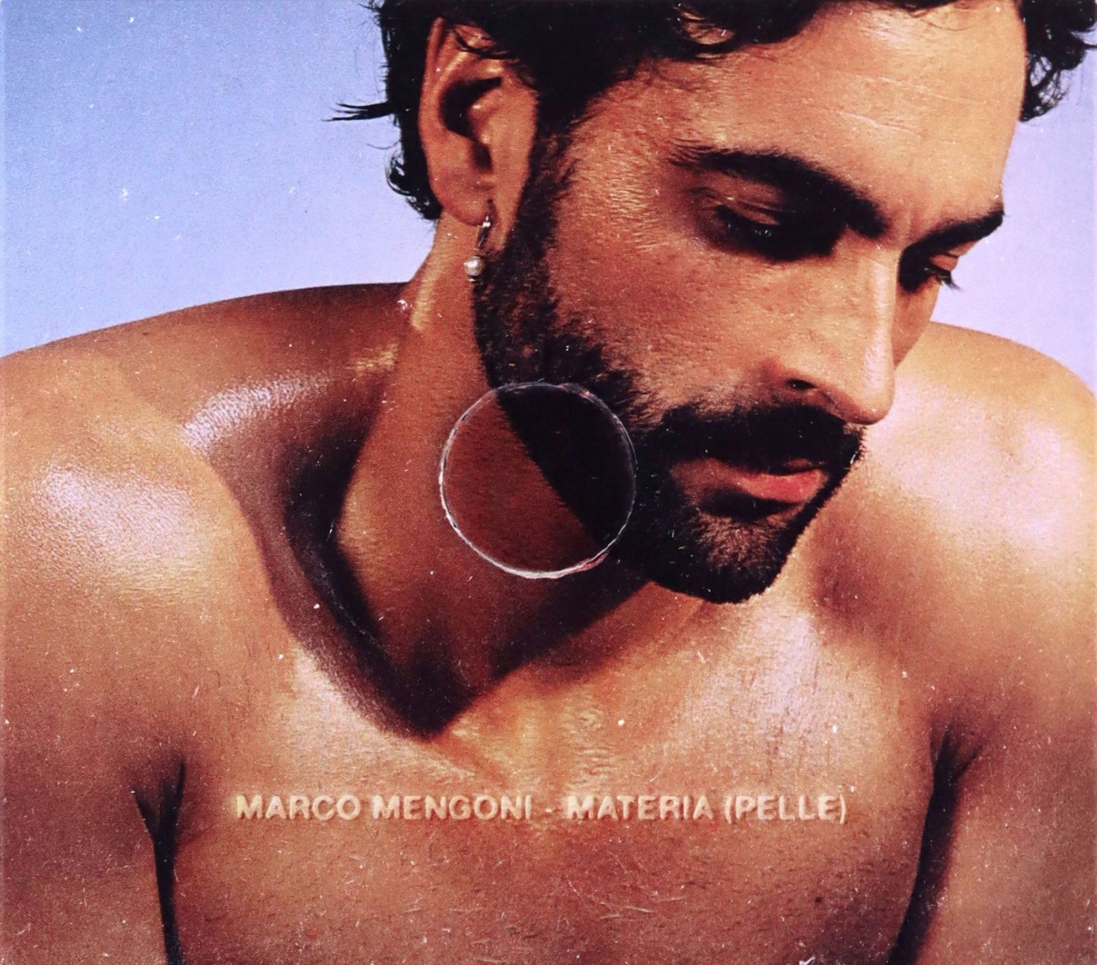 

Marco Mengoni: Materia (pelle) Con Materia (terra)