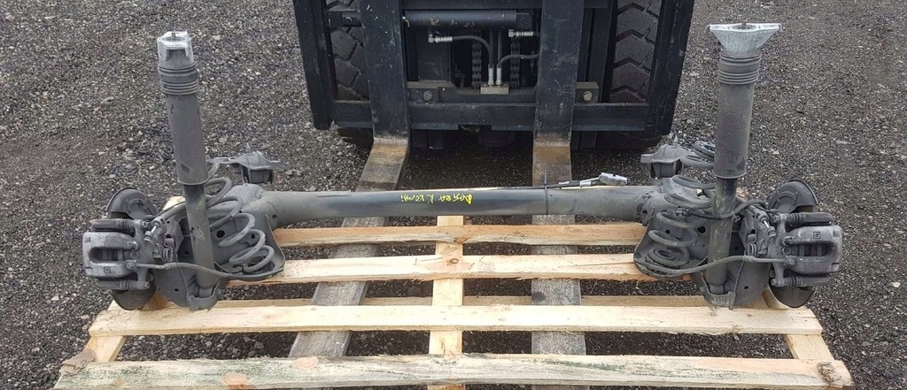 OPEL ASTRA K V KOMBI OŚ ZAWIESZENIE TYŁ BELKA ZACISKI