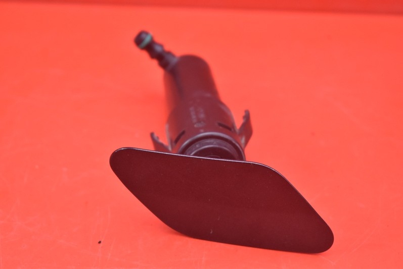 SPRYSKIWACZ REFLEKTORÓW PRAWY OPEL INSIGNIA A 09R