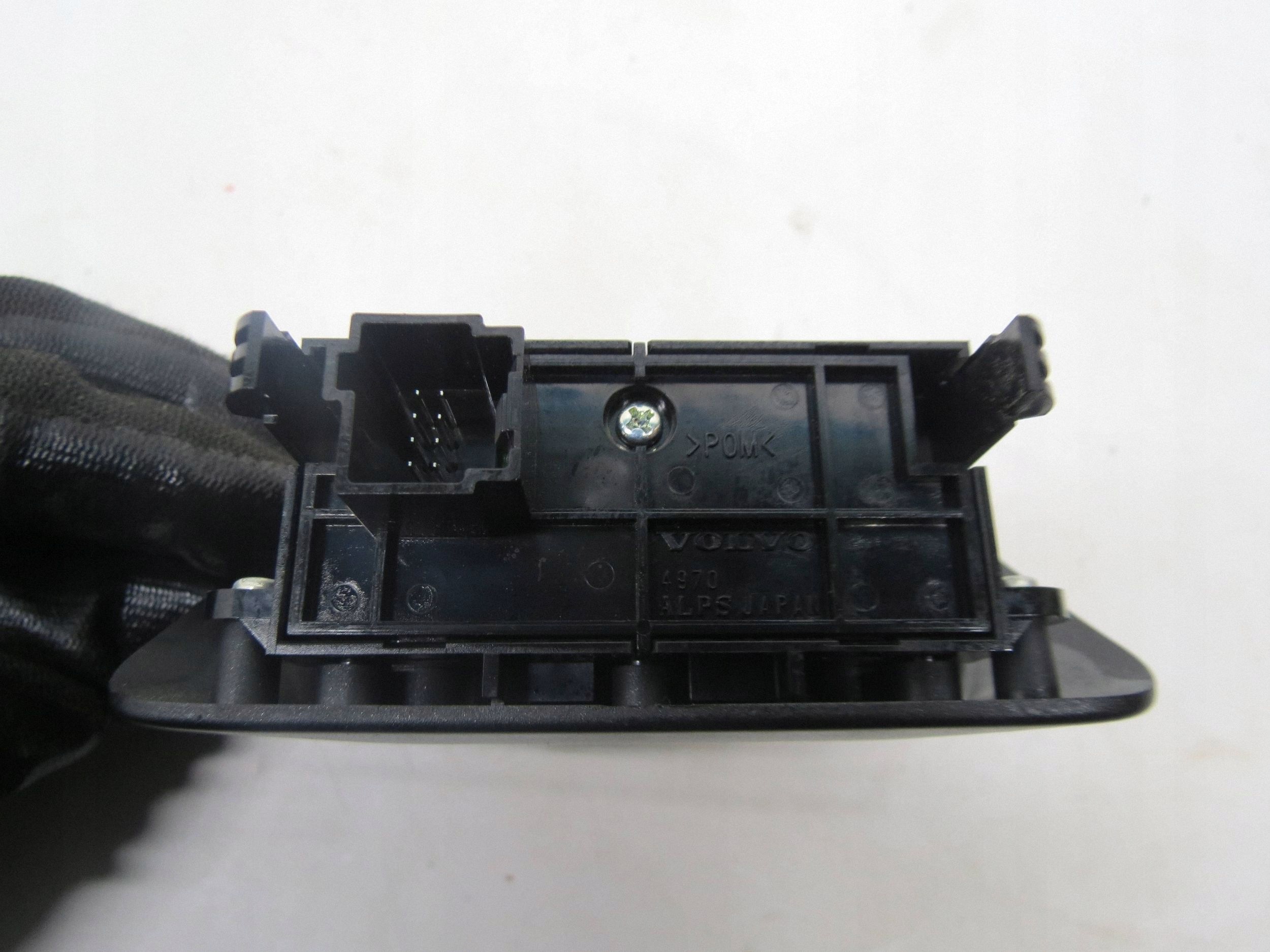 tlačítko páčka elektrická brzda VOLVO V60 a S60 II 31343242