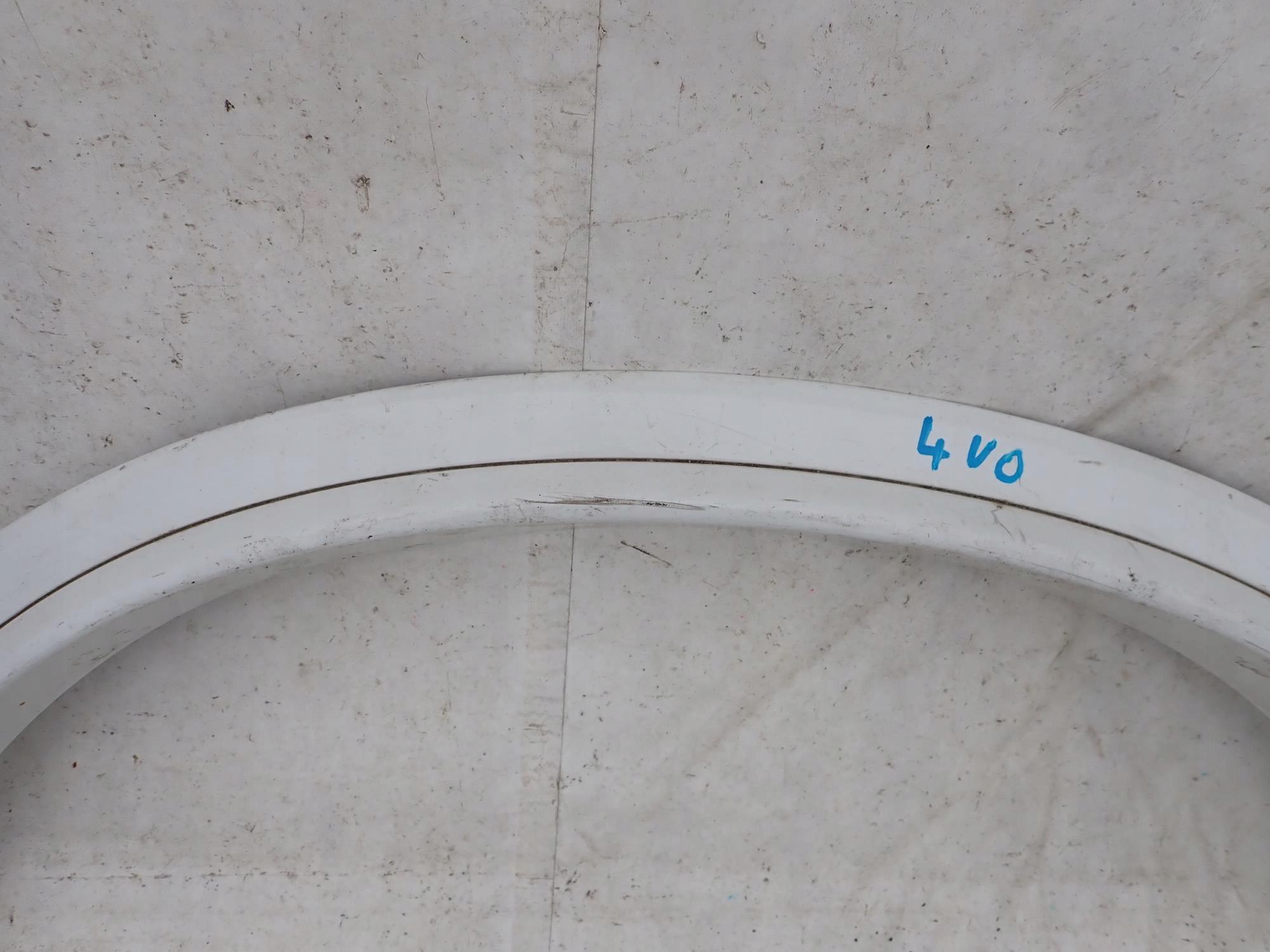 VOLVO XC90 and 1 02-16 moulding cap left rear part