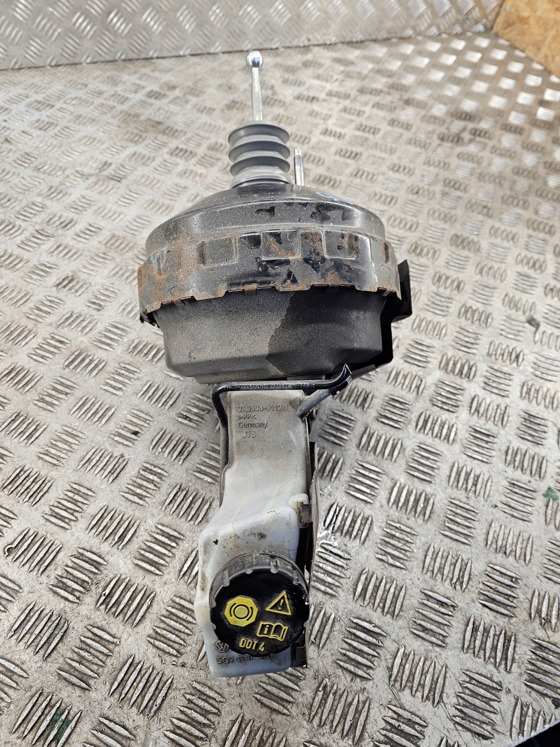 SEAT SKODA OE 5Q2614105AQ