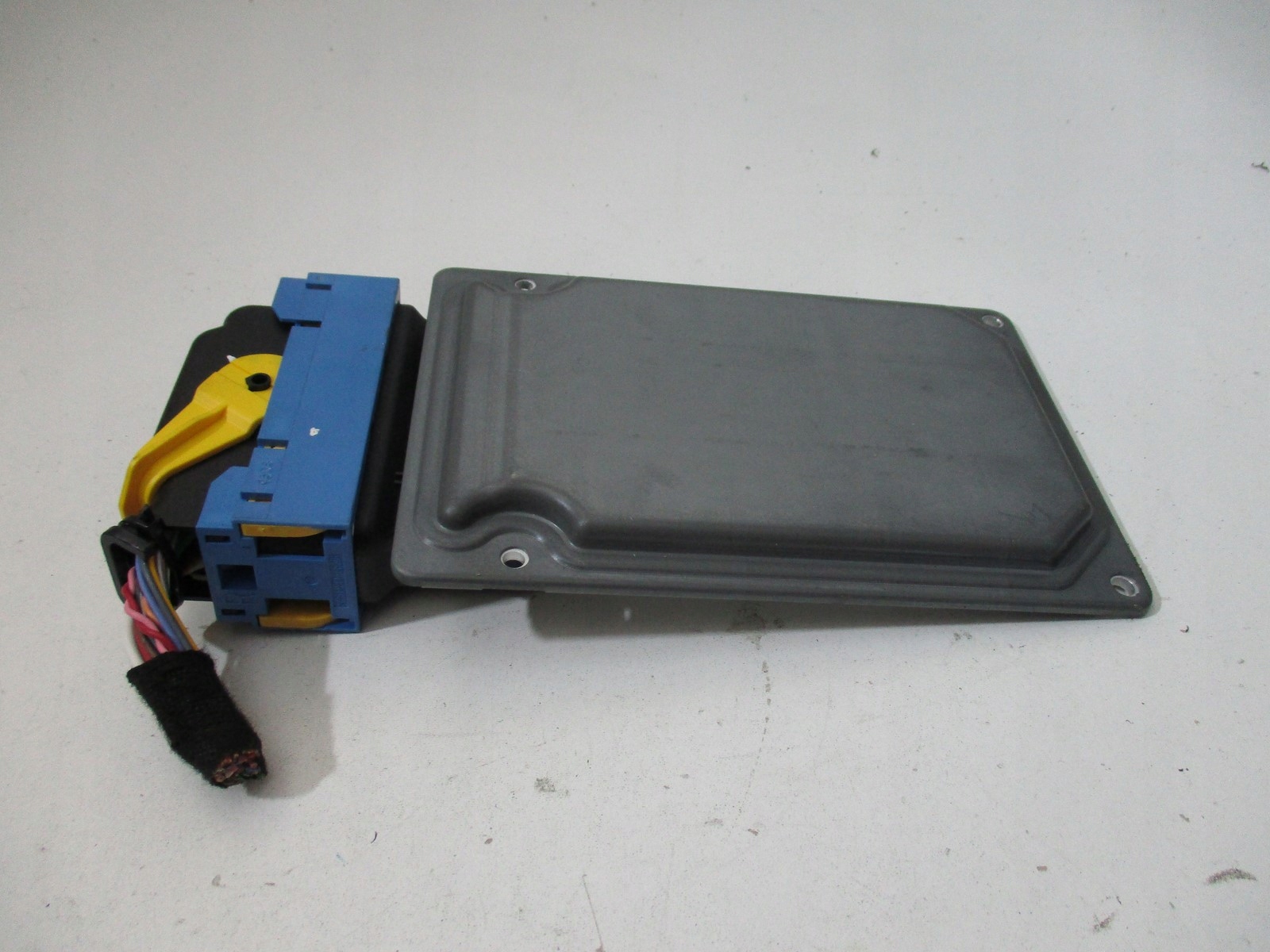 Moduł zawieszenia Peugeot Citroen DS7 9825116380