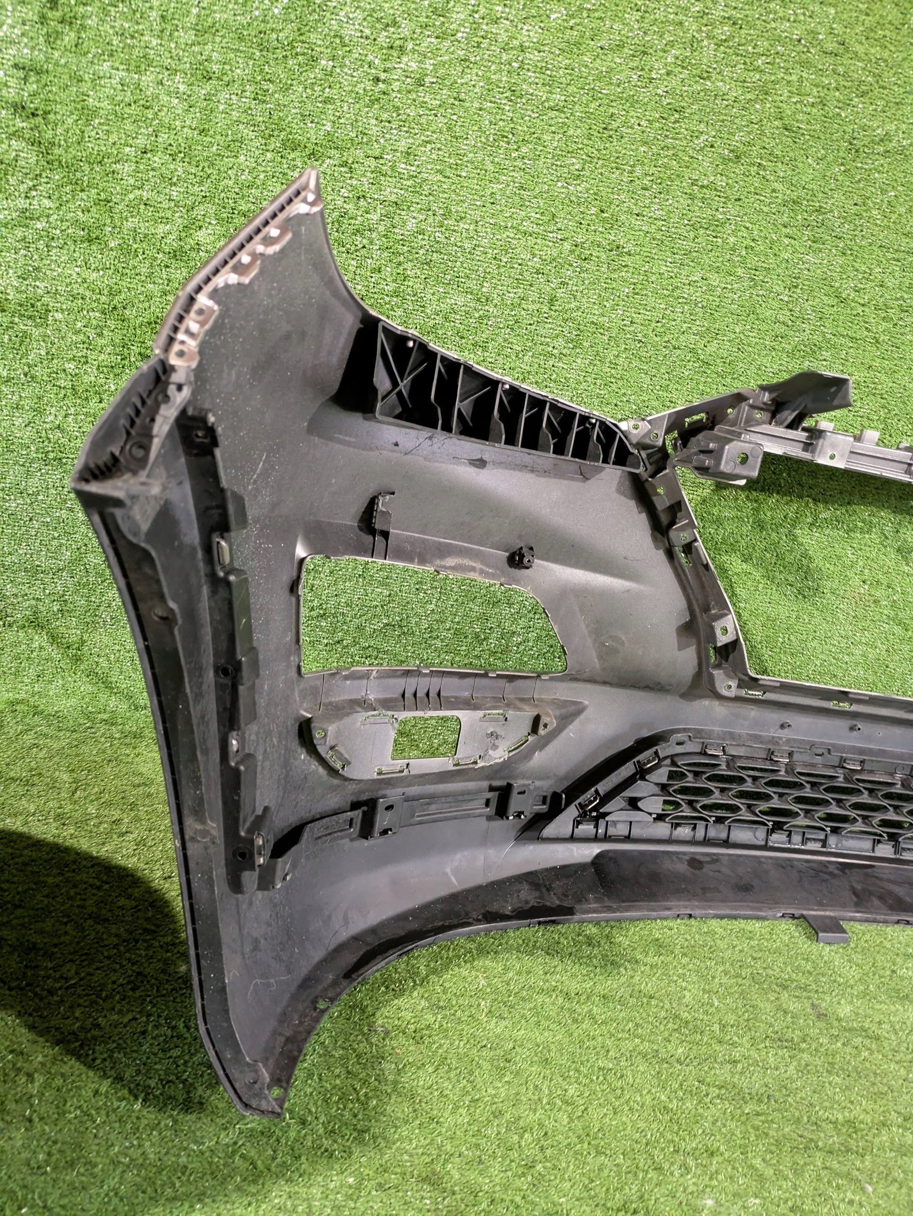 front bumper front HYUNDAI TUCSON III LIFT 18- NR.8409