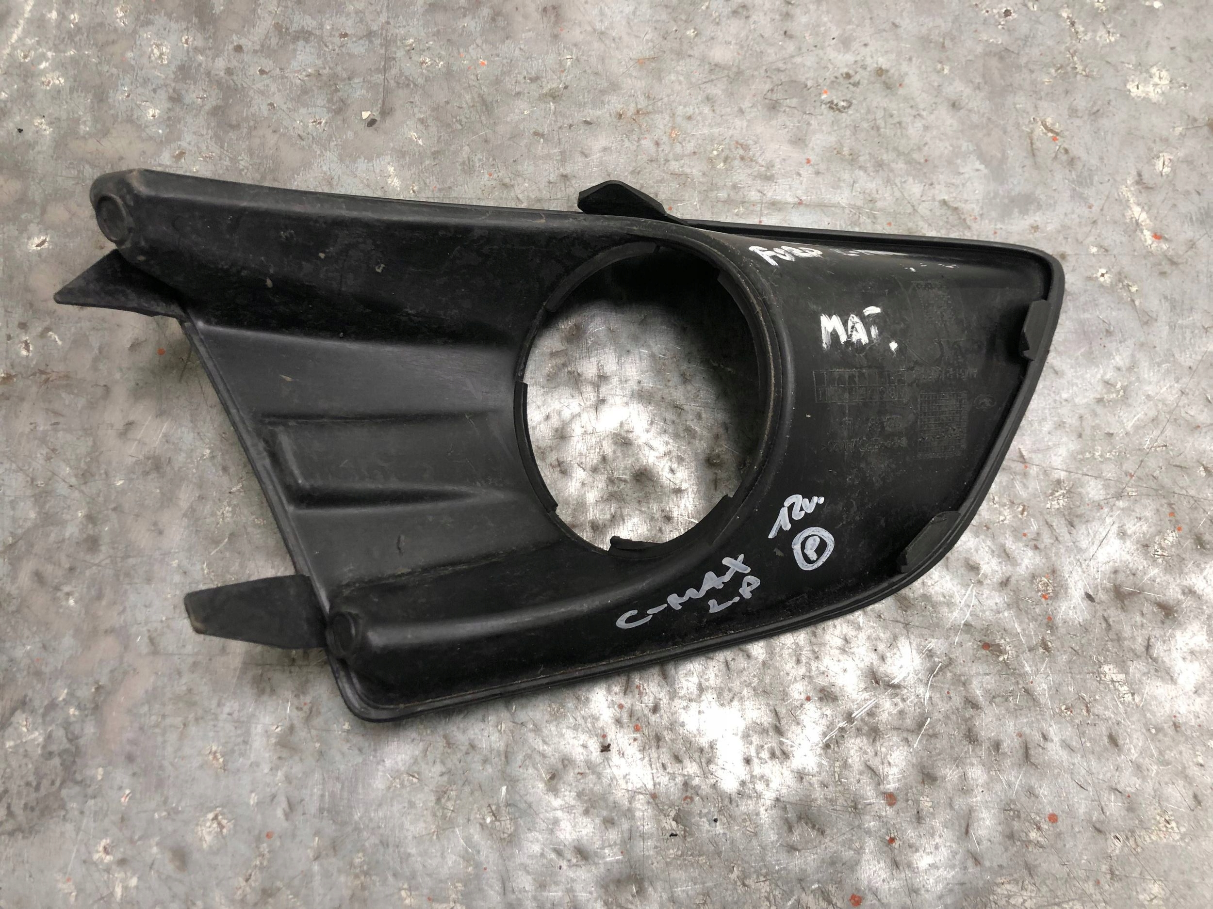 grid fog lights left front FORD C-MAX MK2 AM51-R19953-B
