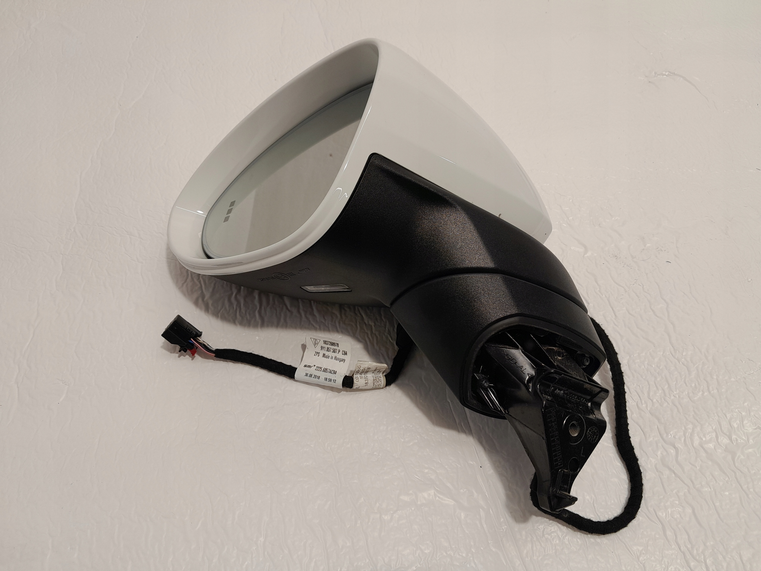 PORSCHE CAYENNE 9Y mirror left 15 PIN 9Y1857507P