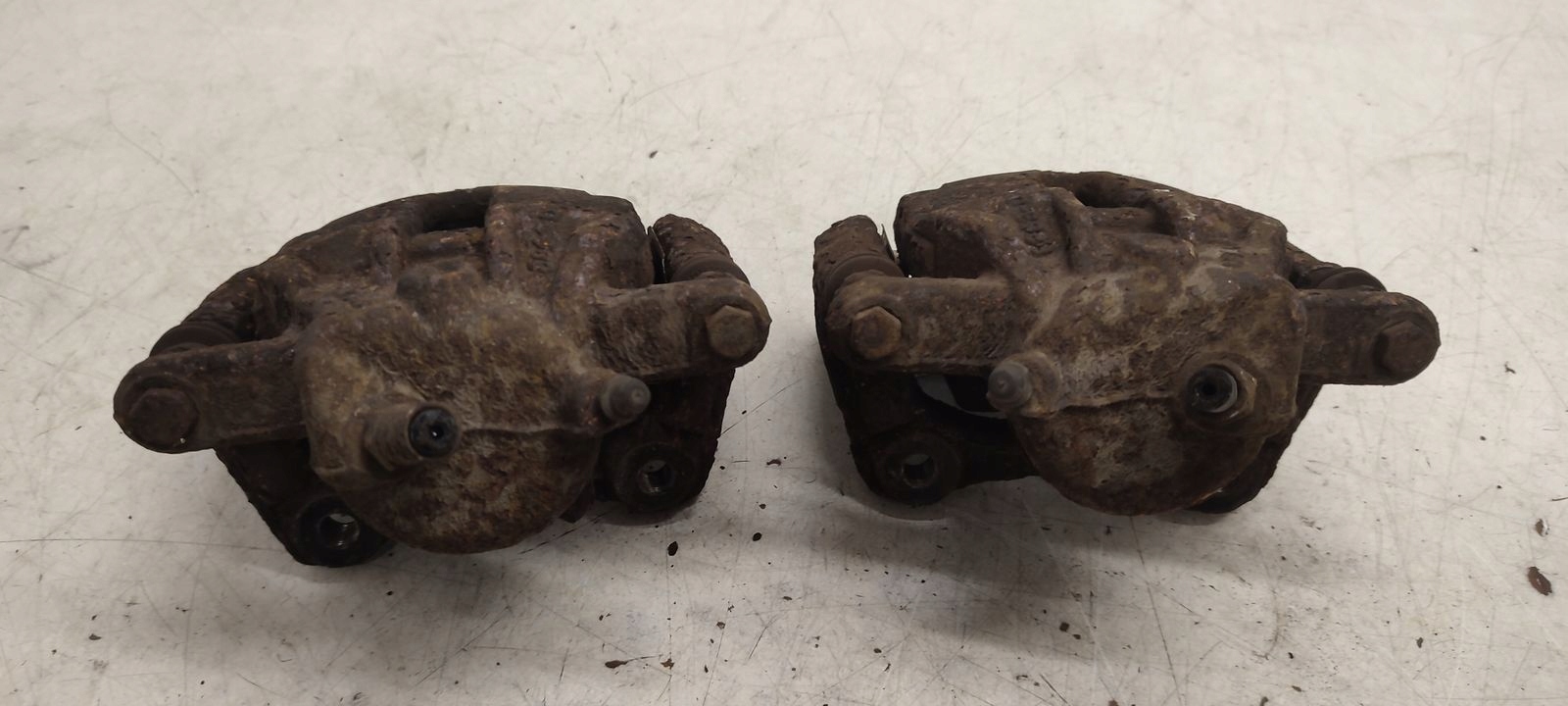caliper front front right left Renault Modus 1,2 16V