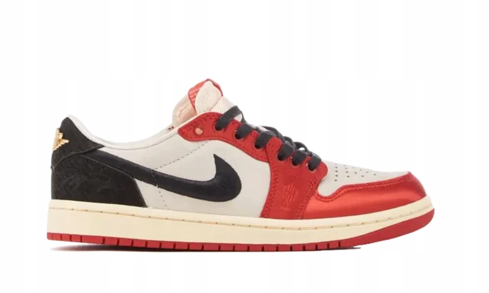 Boty Nike Air Jordan 1 Retro Low Og Trophy Room 41EU 26CM