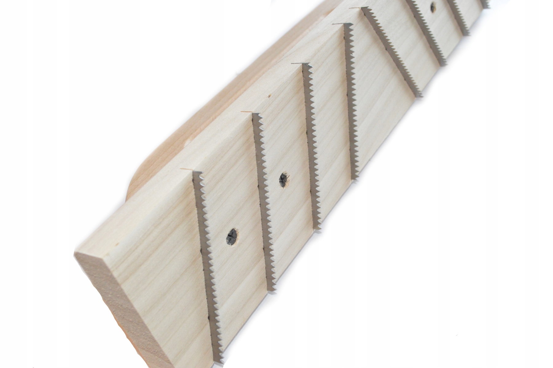 PACA ZDZIERAK DO TYNKÓW ,BETONU Z ZĄBKAMI 80x400mm Typ paca