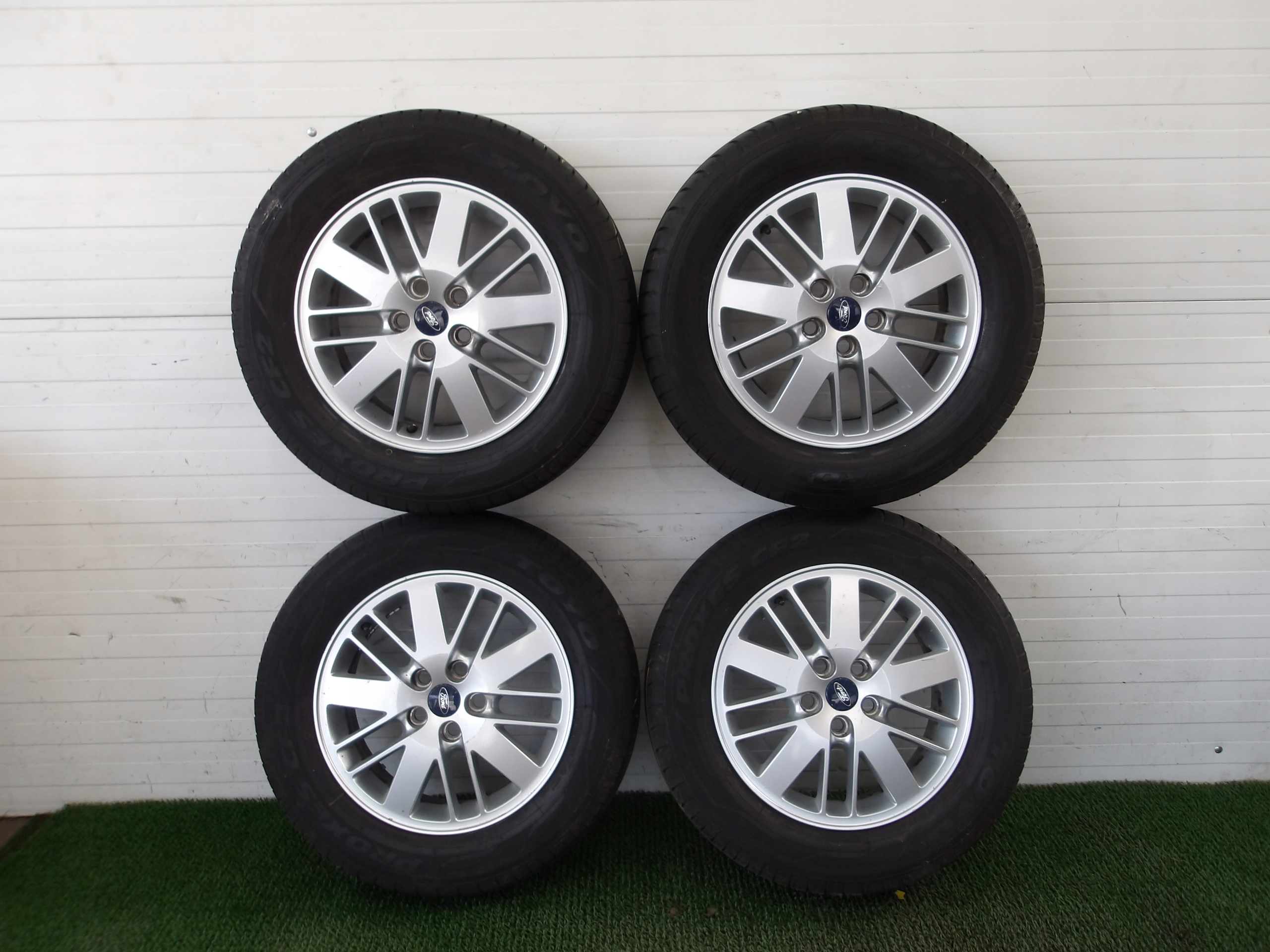 FORD MONDEO disc wheels 5x108 16 215/60R16 8mm