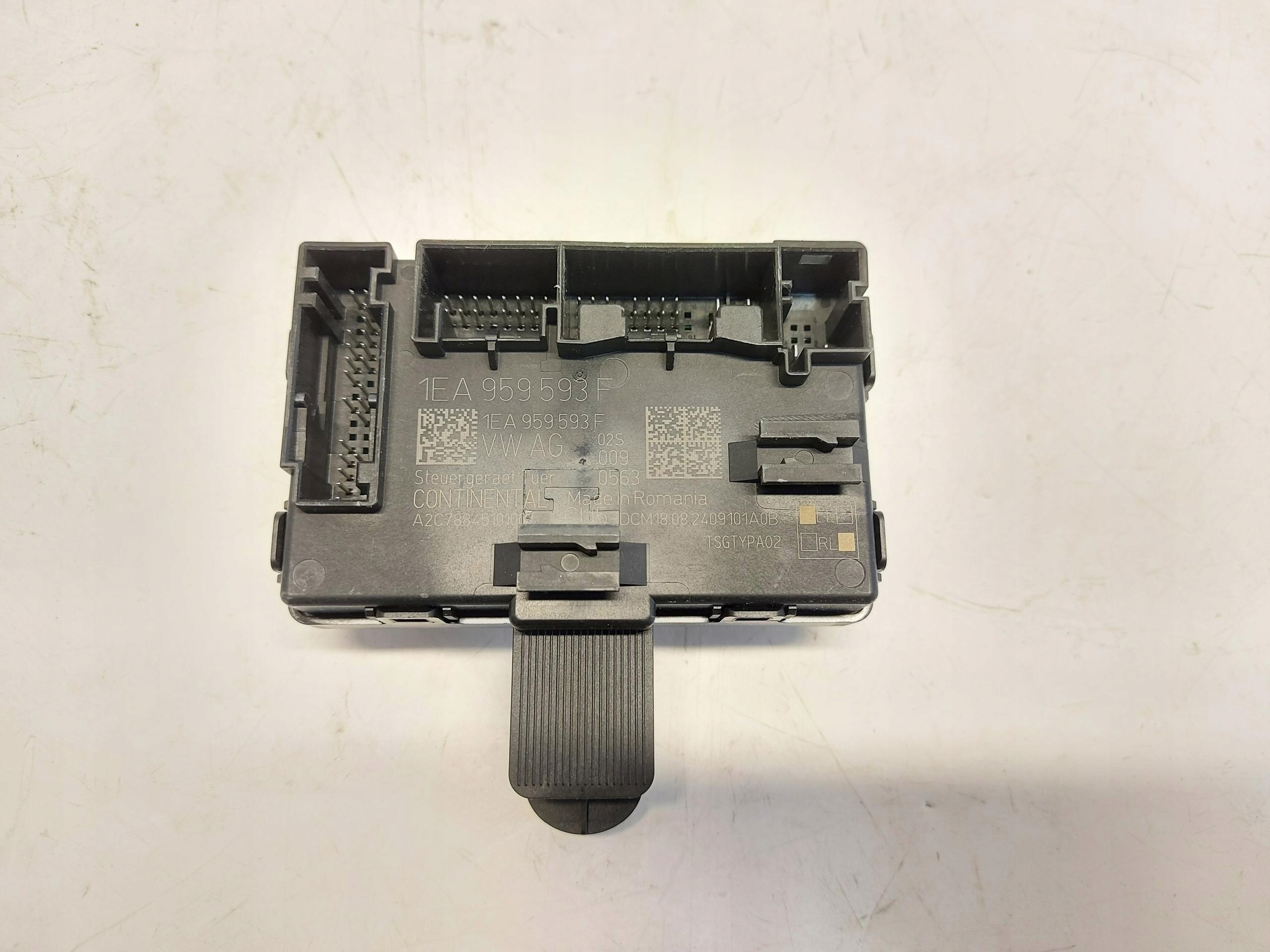 VW ID4 11A , 2024r SUV 5D module control unit door 1EA959593F