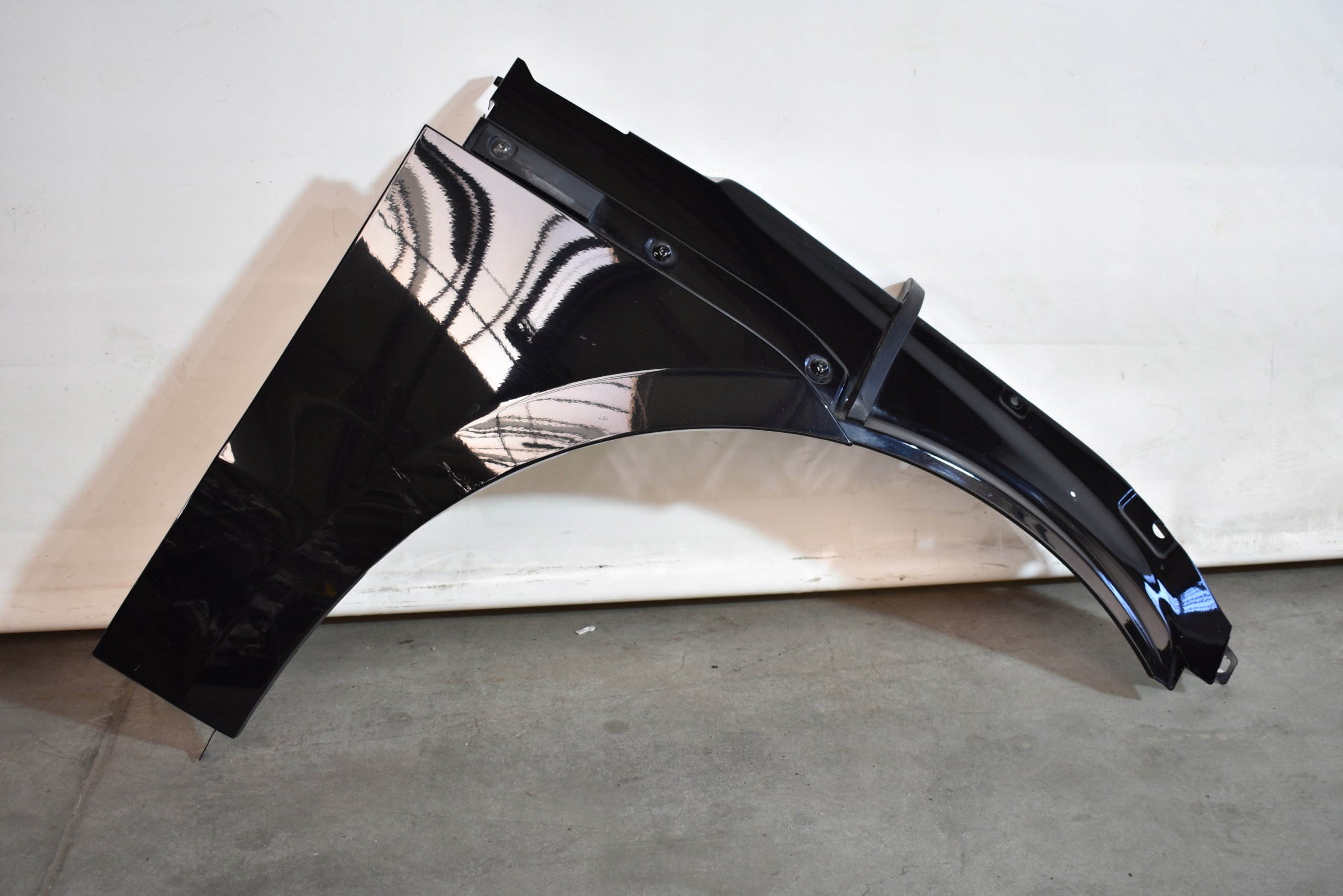 IDEALNY fender front front right PORSCHE MACAN black 041 1