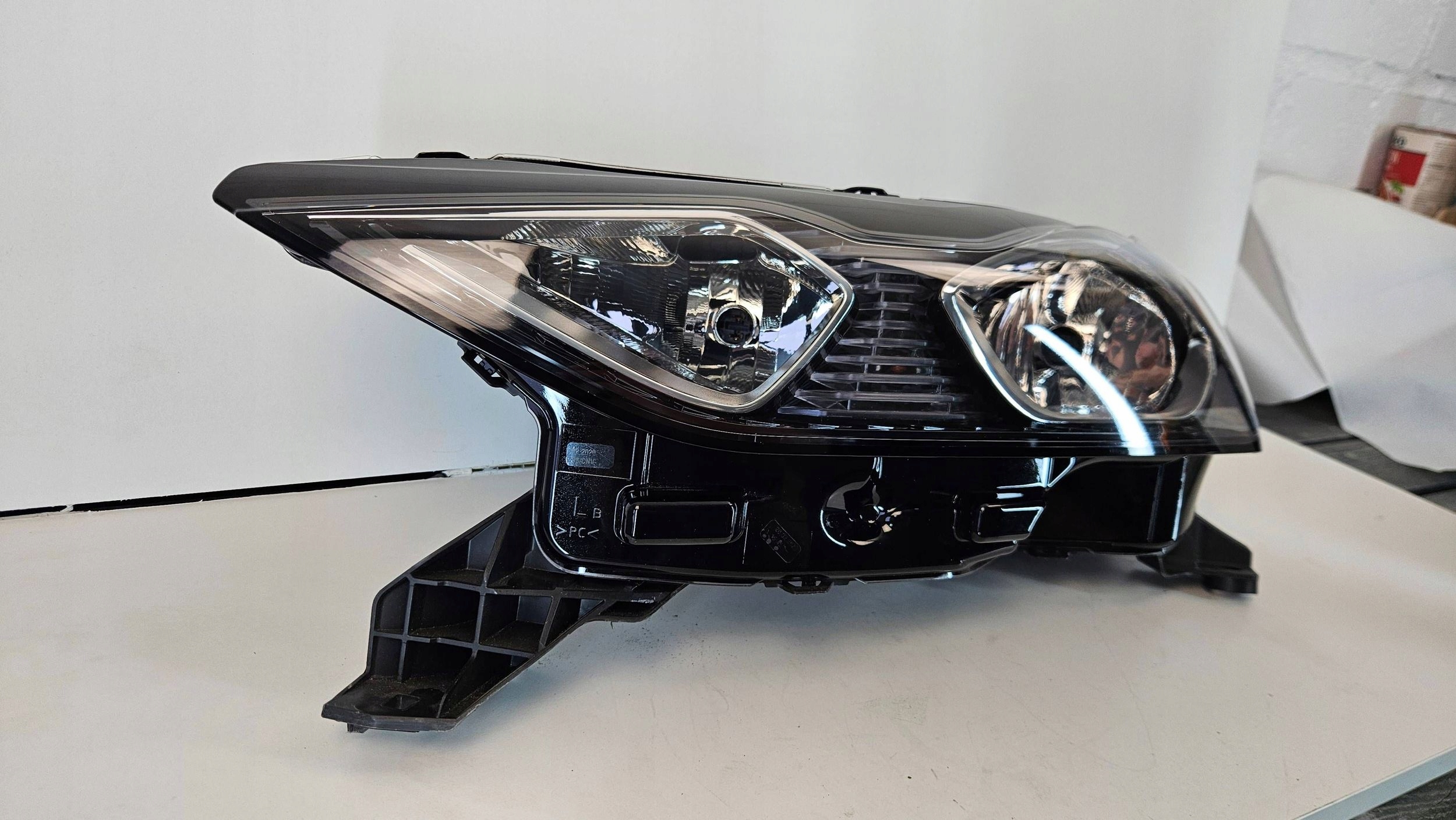 DS 3 Crossback light left front front Reflektor 9820840880