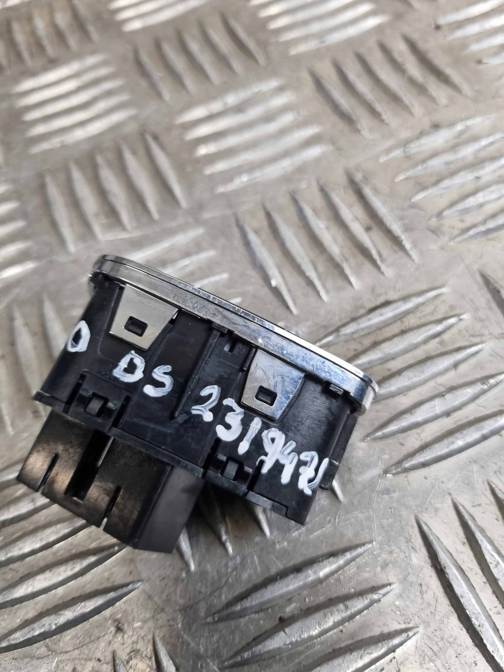 switch switch gas LPG BLOKADY door OPEL CORSA E