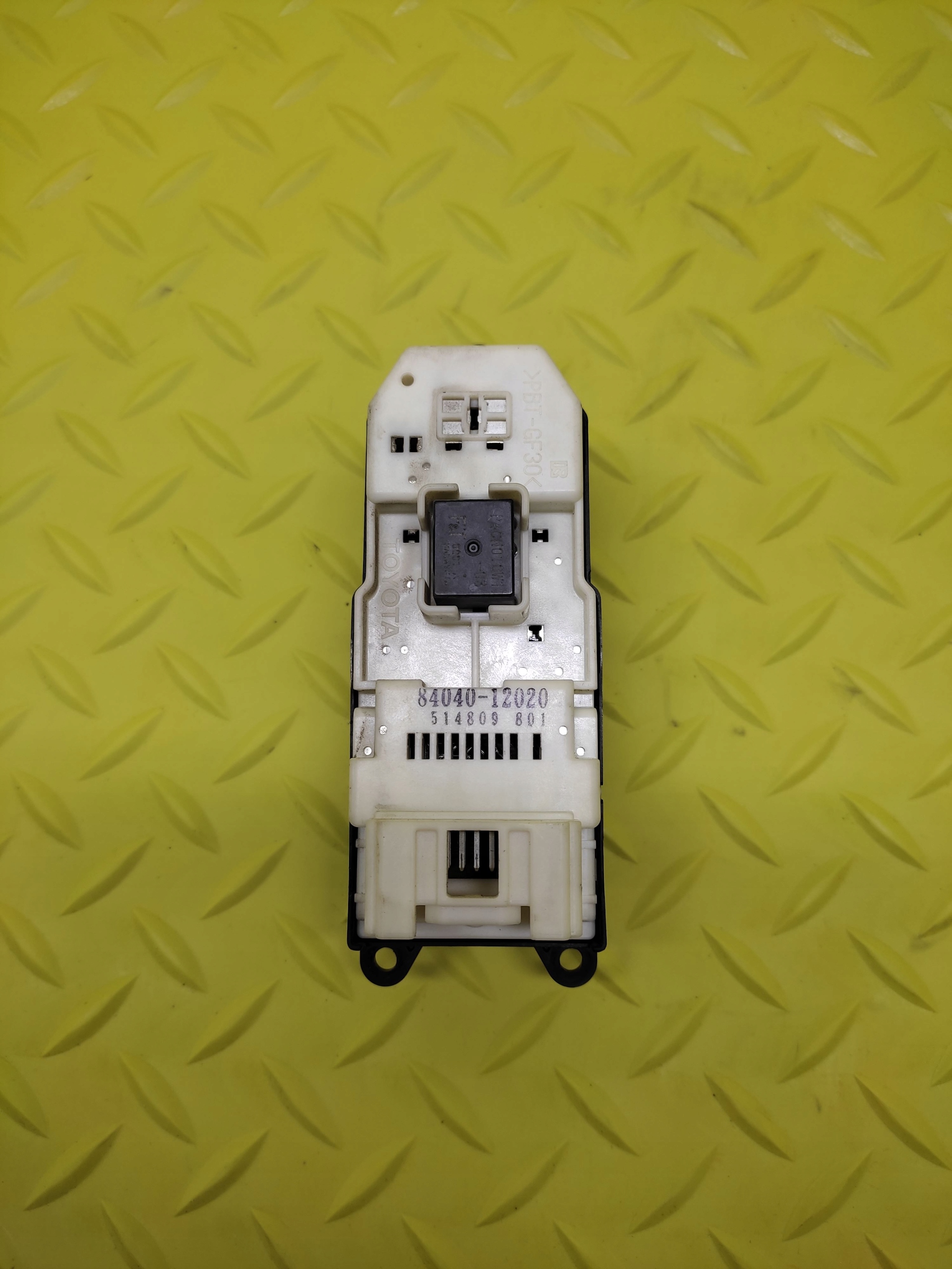 TOYOTA COROLLA E12 window control switch 8404012020