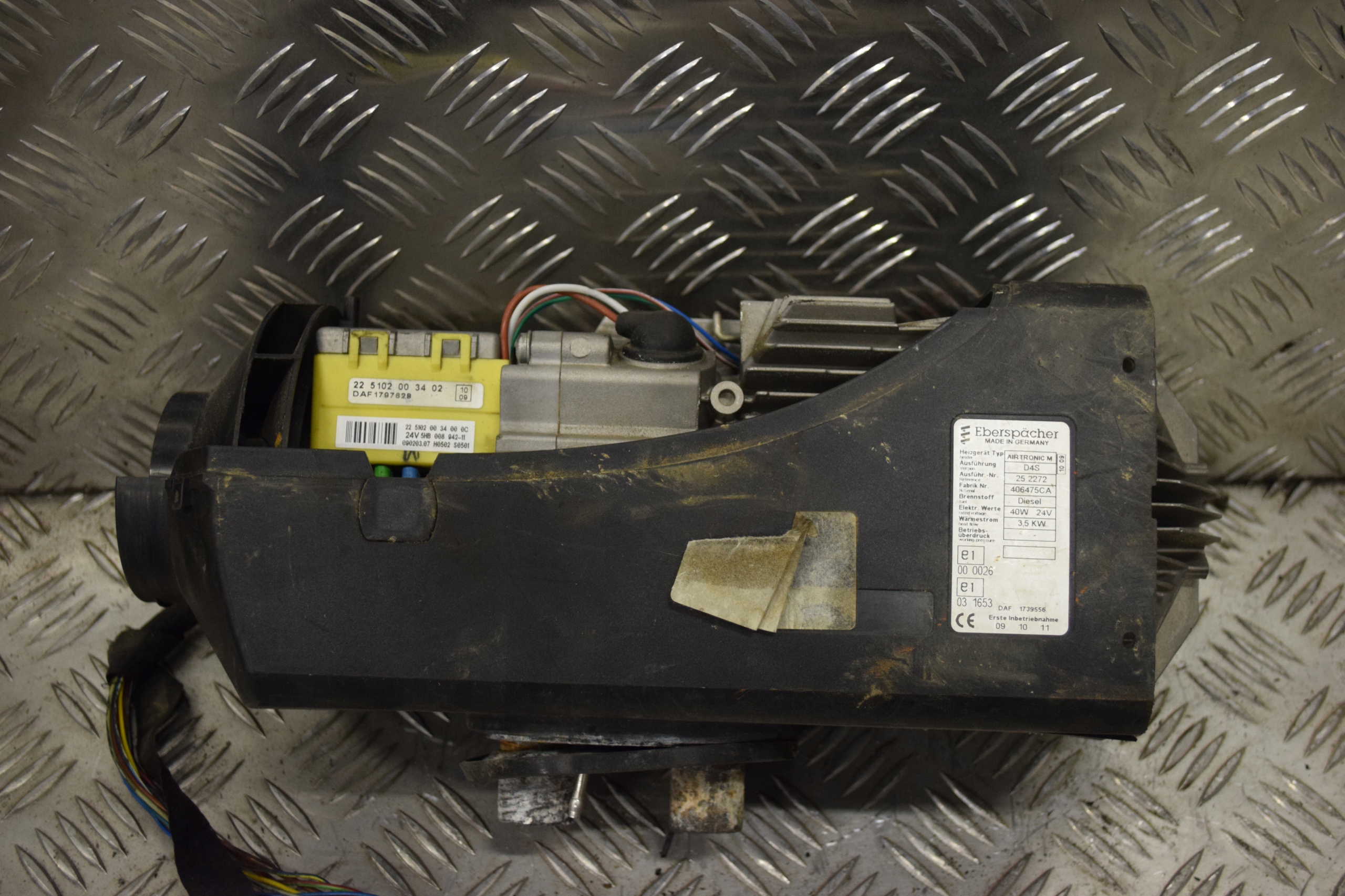 ОПАЛЕННЯ EBERSPACHER D4S DAF XF CF НА ЗАПЧАСТИНИ