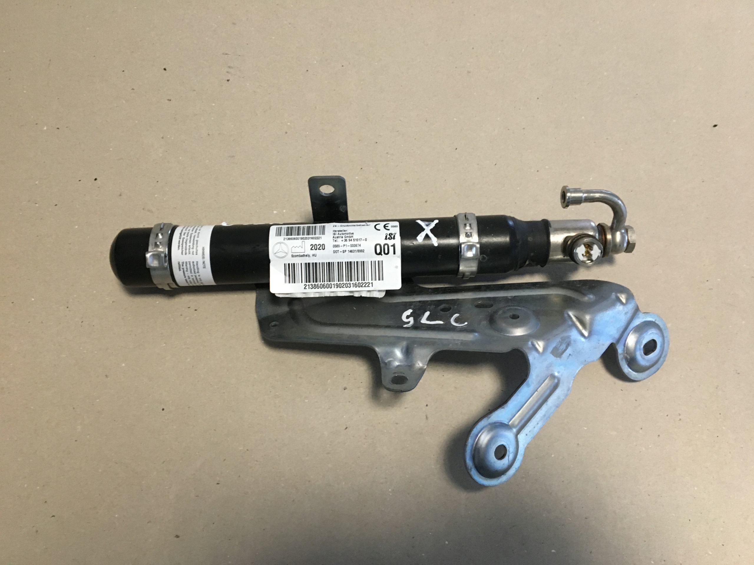 213860600 A213860600 - MERCEDES GLC w253 W213 W205 вогнегасник двигуна