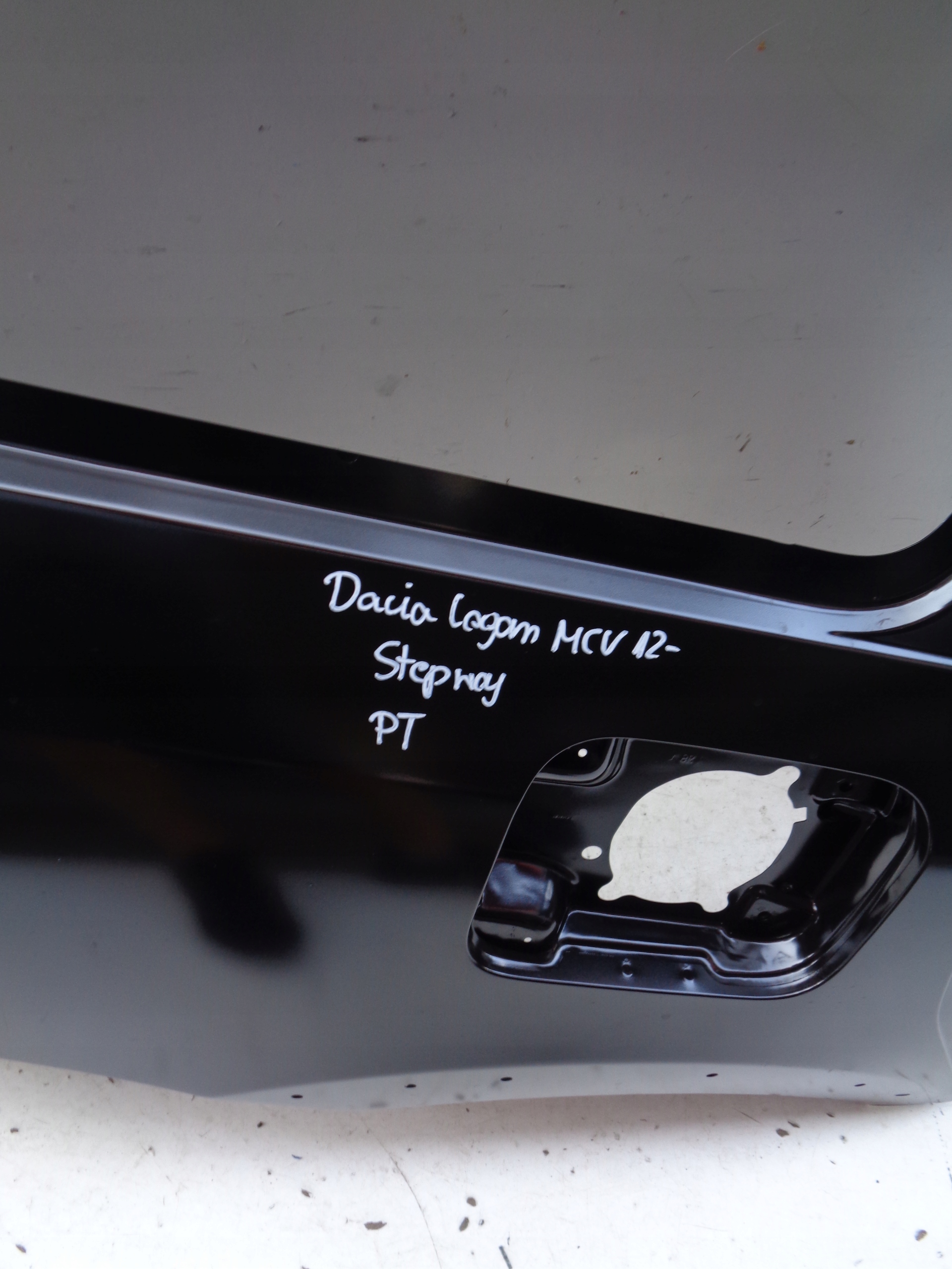 BŁOTNIK PRAWY TYLNY REPERATURKA DACIA LOGAN II MCV 12- STEPWAY Producent części Ford OE