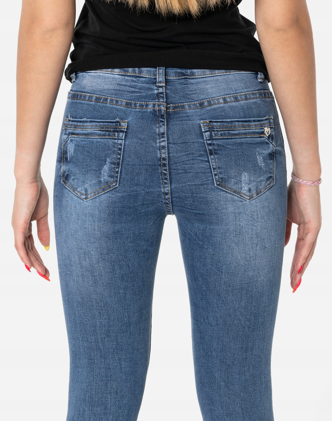 Женские джинсы с дырками S5586 R 31 Gender Women