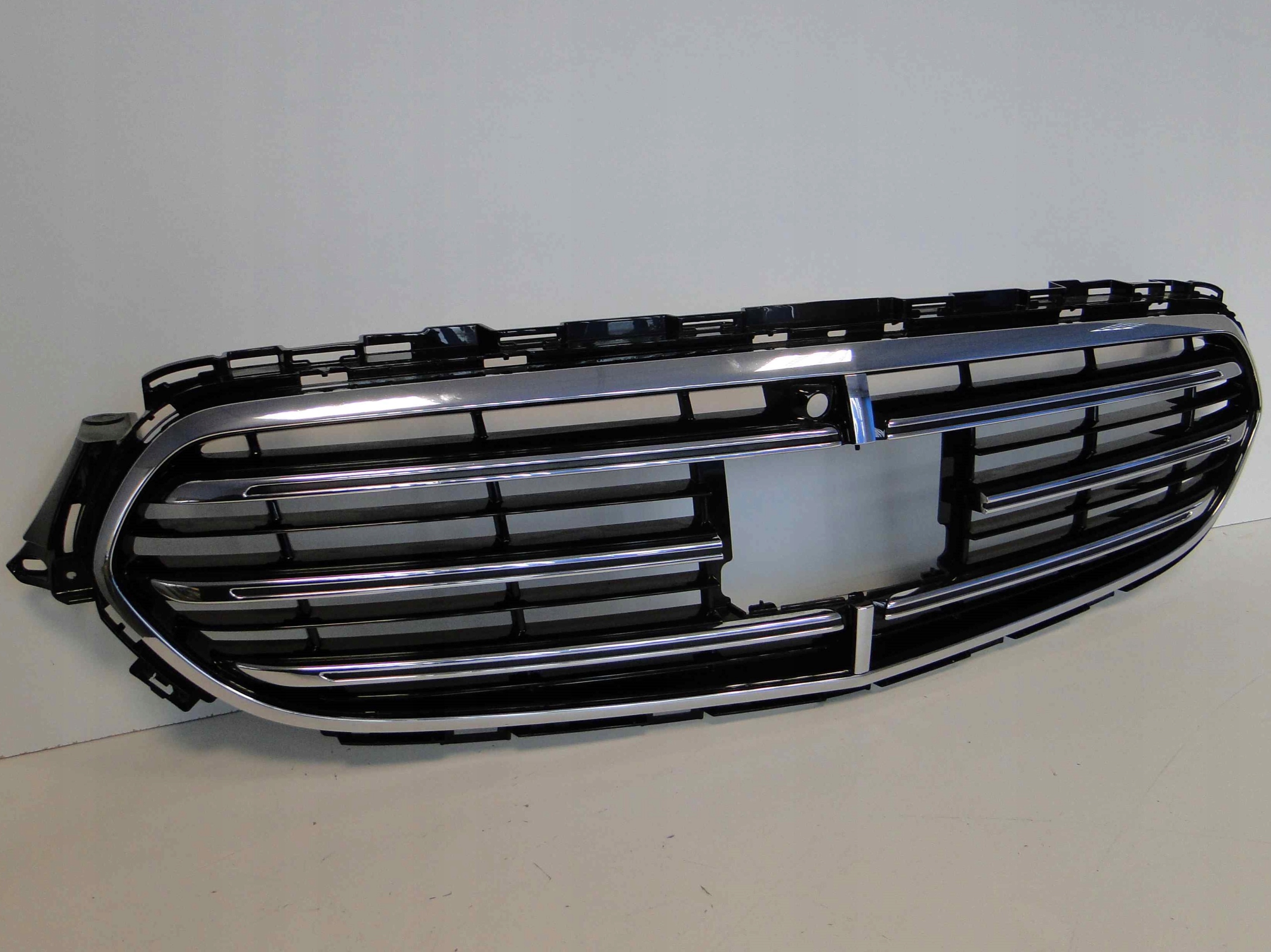 MERCEDES W213 213 LIFT GRILL ATRAPA RADAR KAMERA Producent części Mercedes-Benz OE