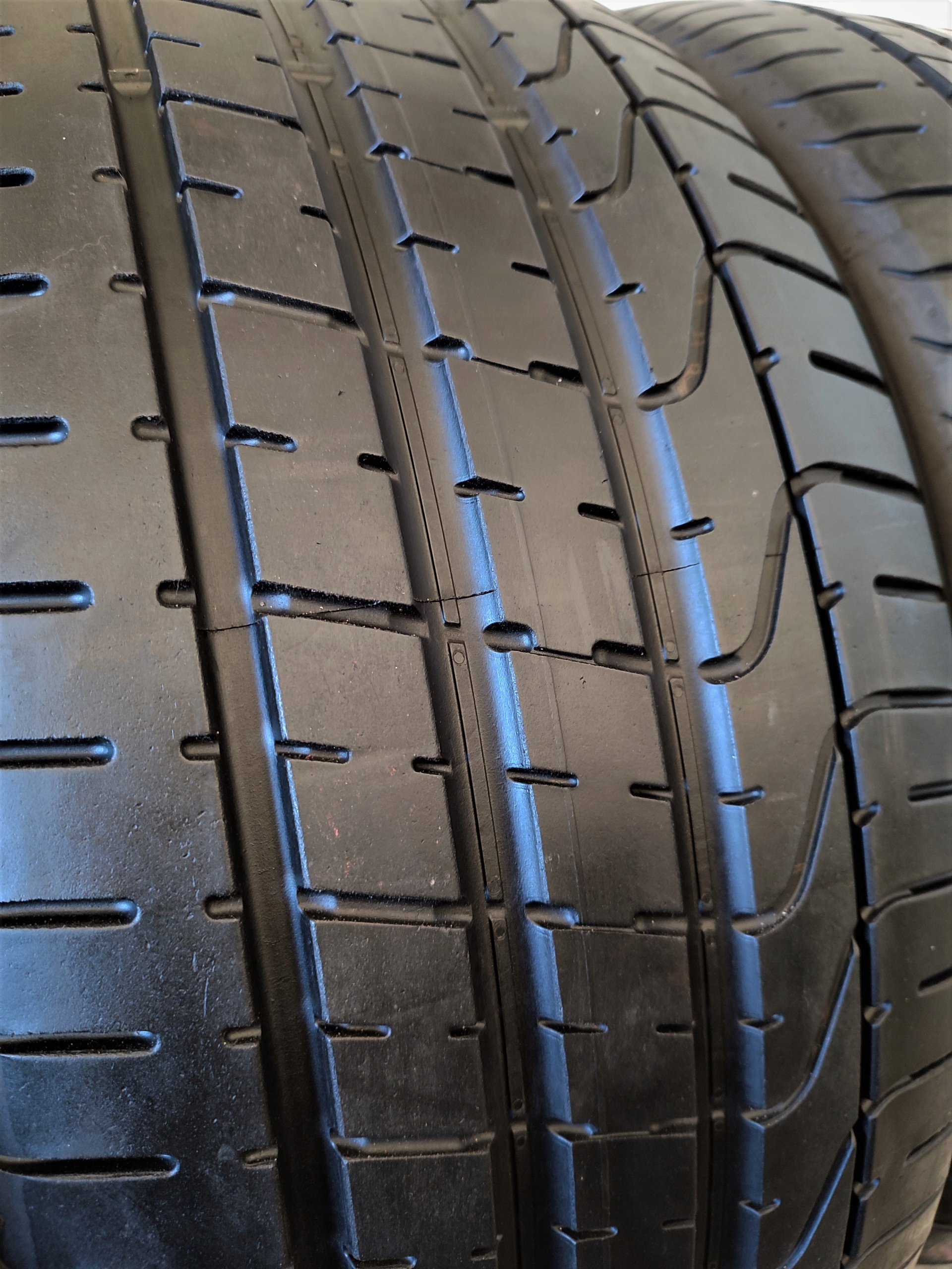 OPONY 4X 265/40/21 PIRELLI PZERO NO Marka Pirelli