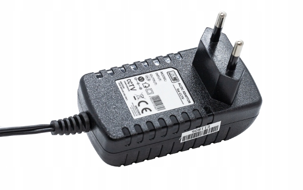 Napájací adaptér/zástrčka 9V/1A 9W zástrčka 2.1/5.5