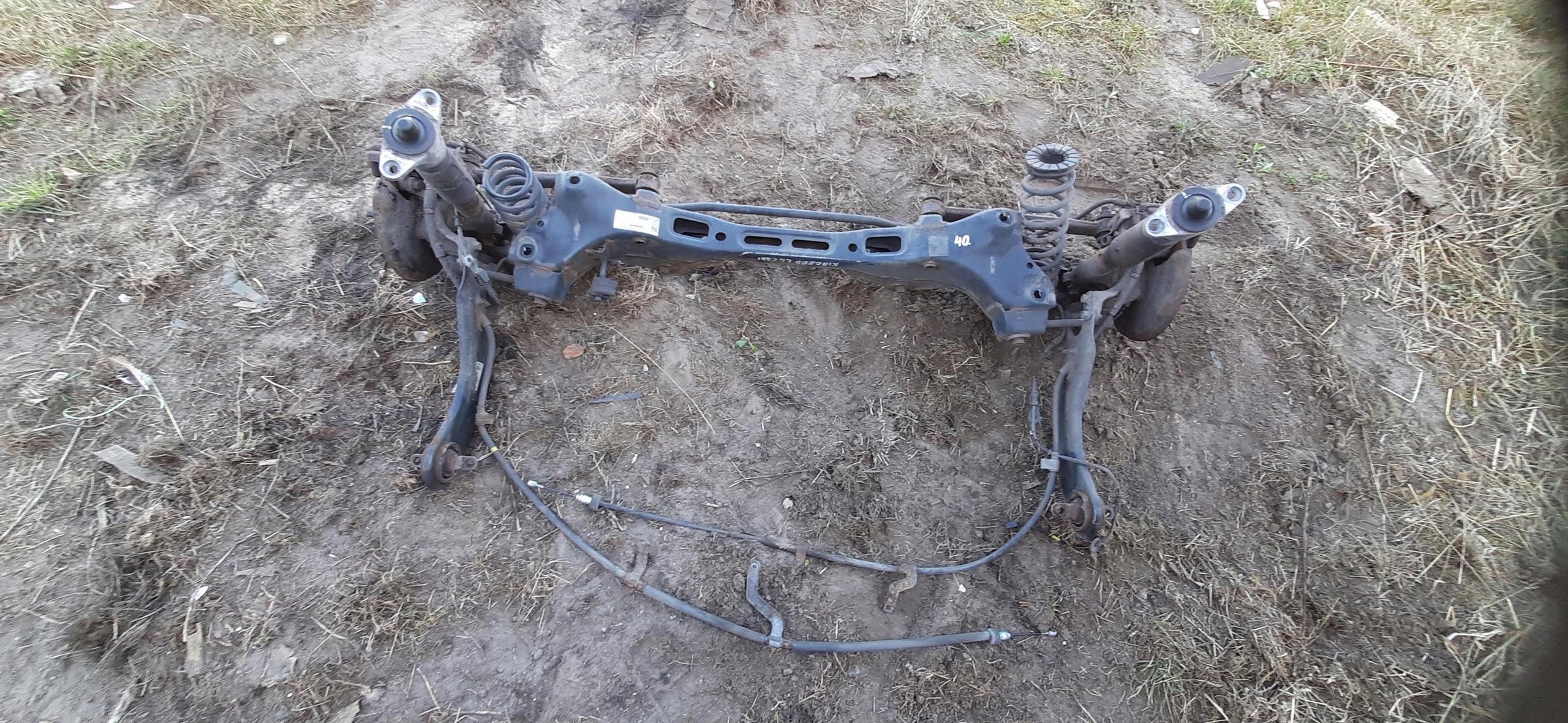 OŚ BELKA ZAWIESZENIE TYŁ TYLNE KIA CEED II