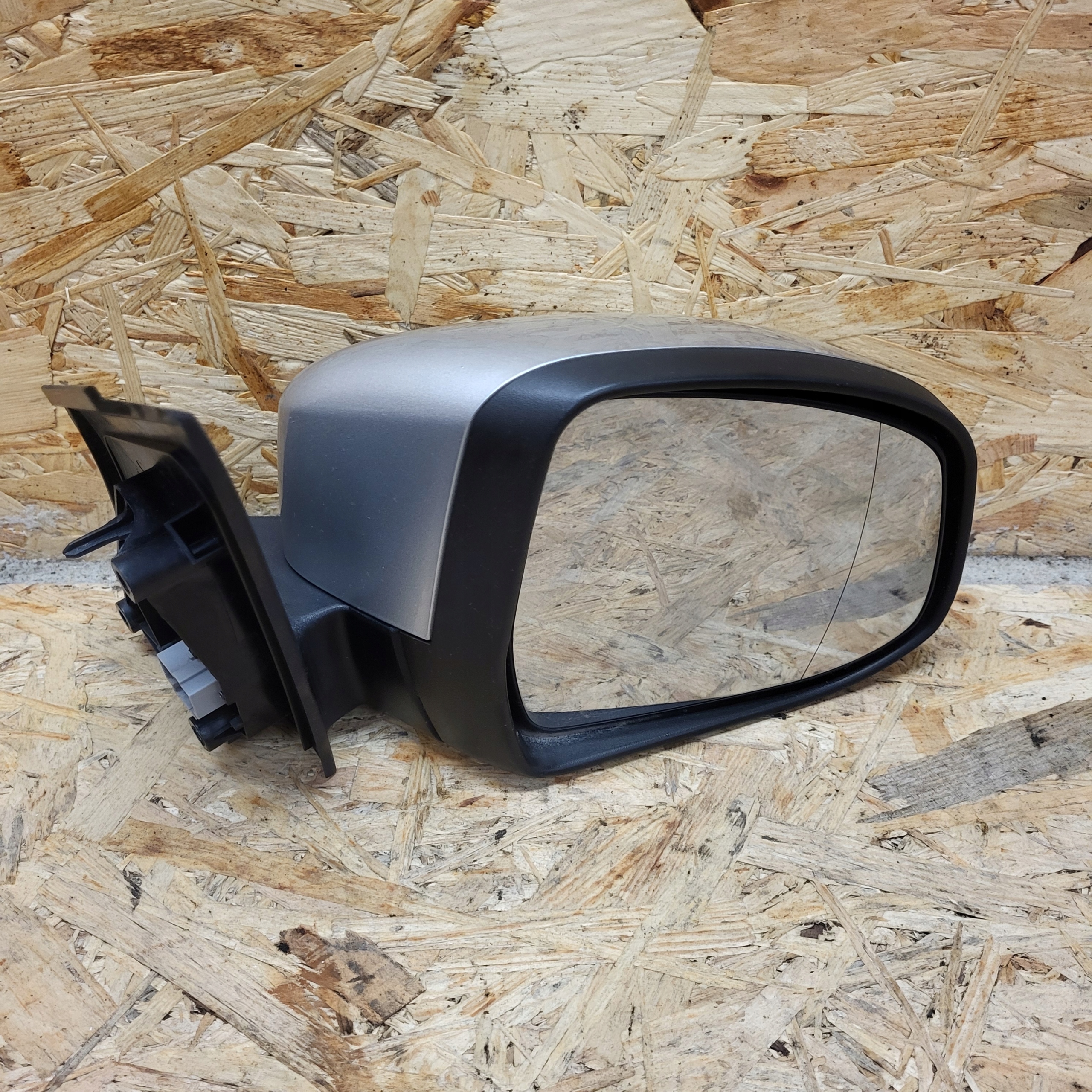 FORD FOCUS MK3 KOMBI HB 7PIN mirror electrics right silver KOD 0B