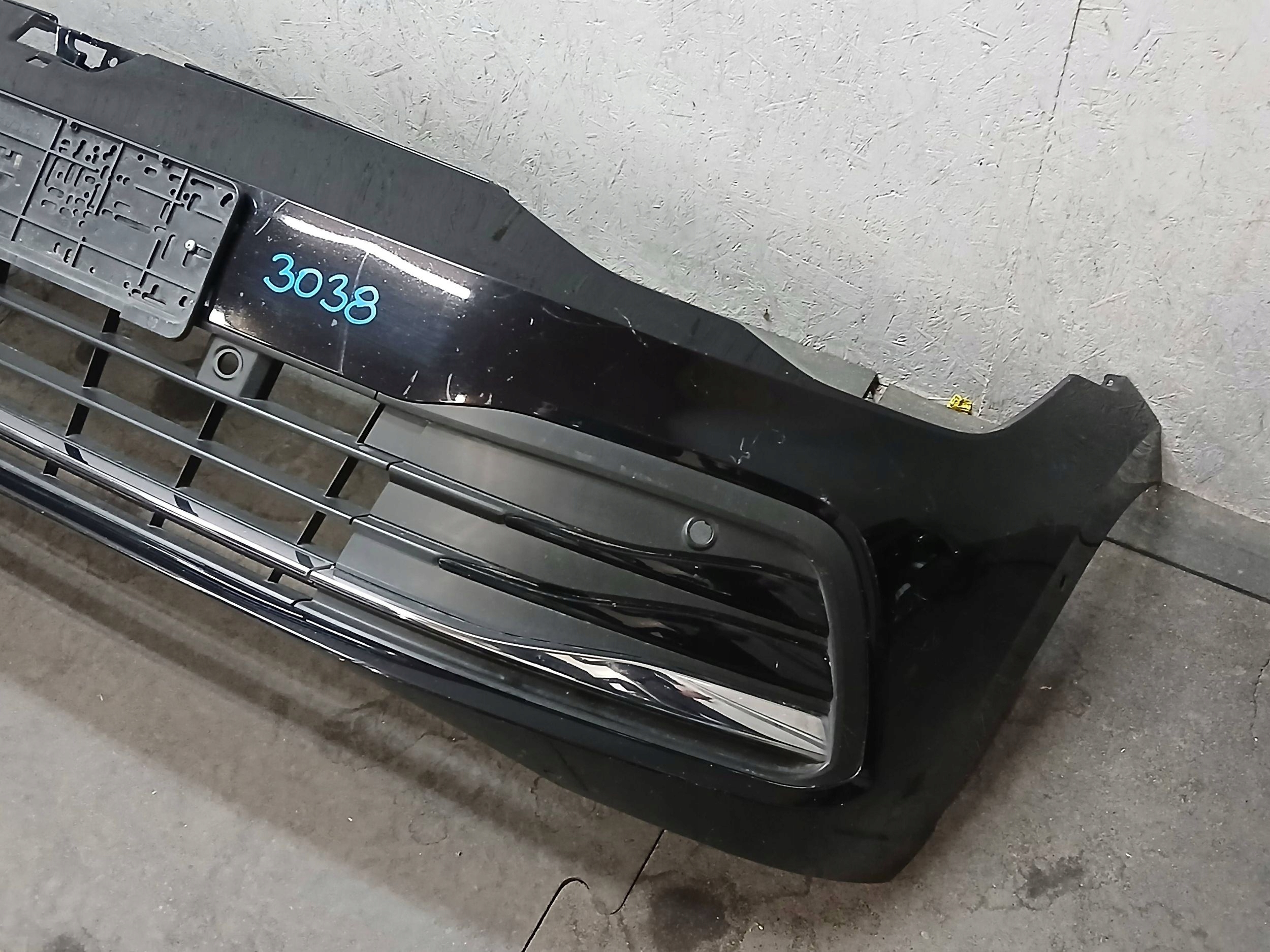 Frontstoßstange vorne Volkswagen Golf VIII