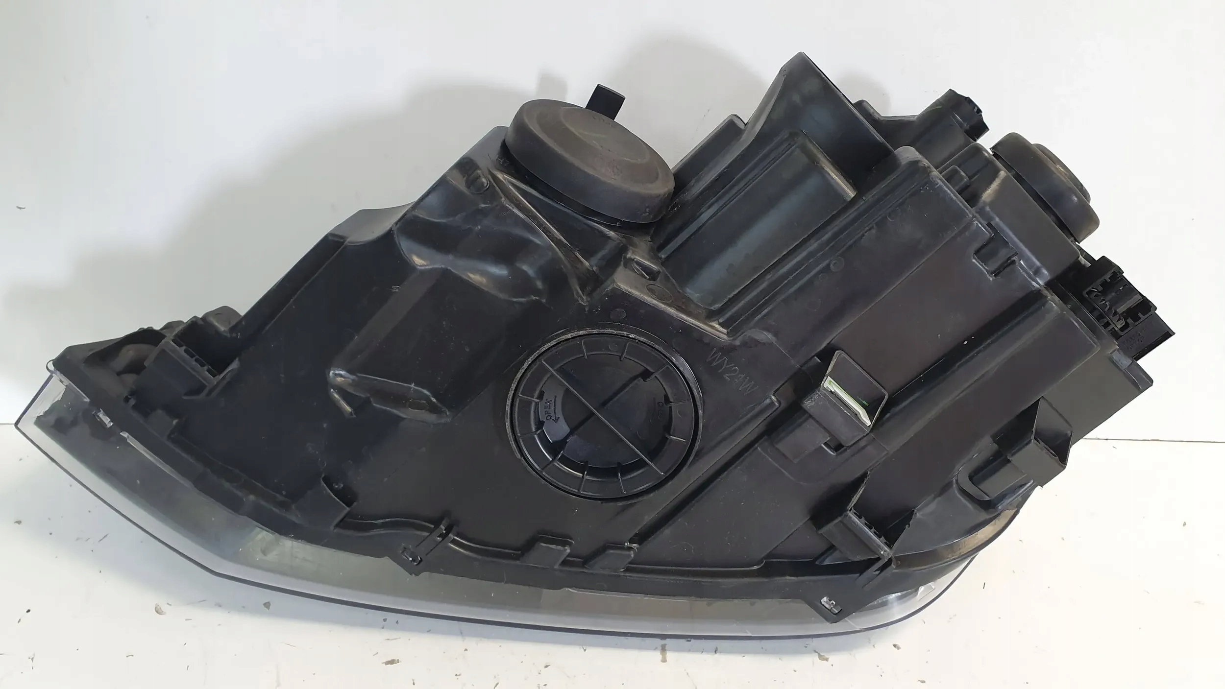 light front right Vw Polo 2G 17- TYC