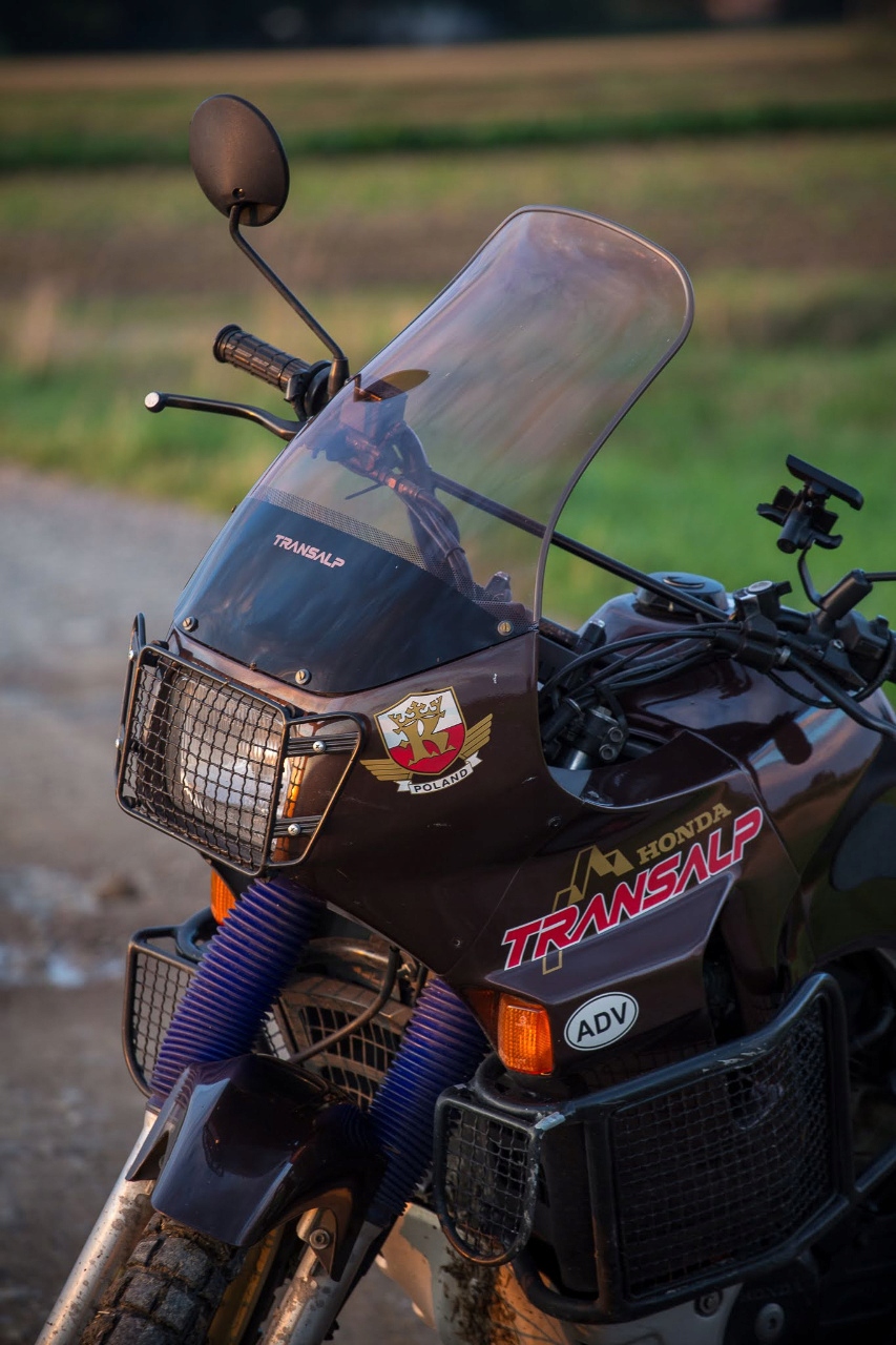 Sklo pro Honda XL600V Transalp (1987-1993) Turistické sklo 48 cm