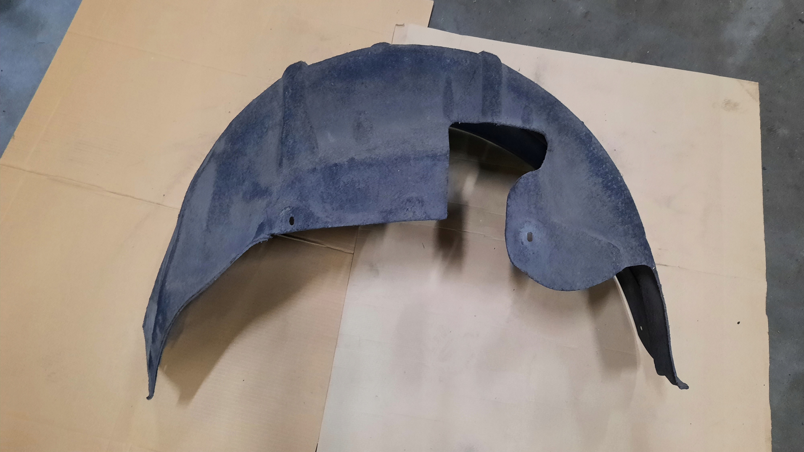 NADKOLE TYŁ LEWE VOLVO XC60 08-17R 31283478