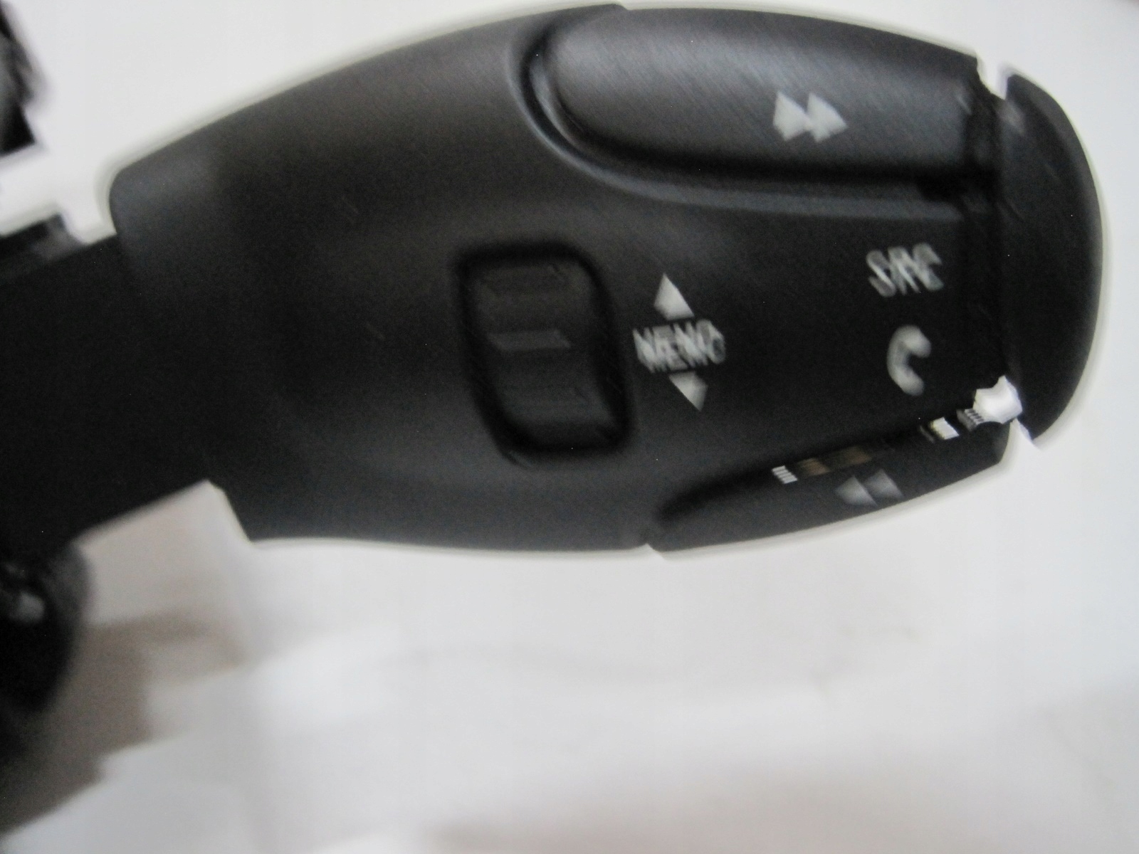 DEVIO LUCI TERGICRISTALLO TERGI PEUGEOT 5008 04307600