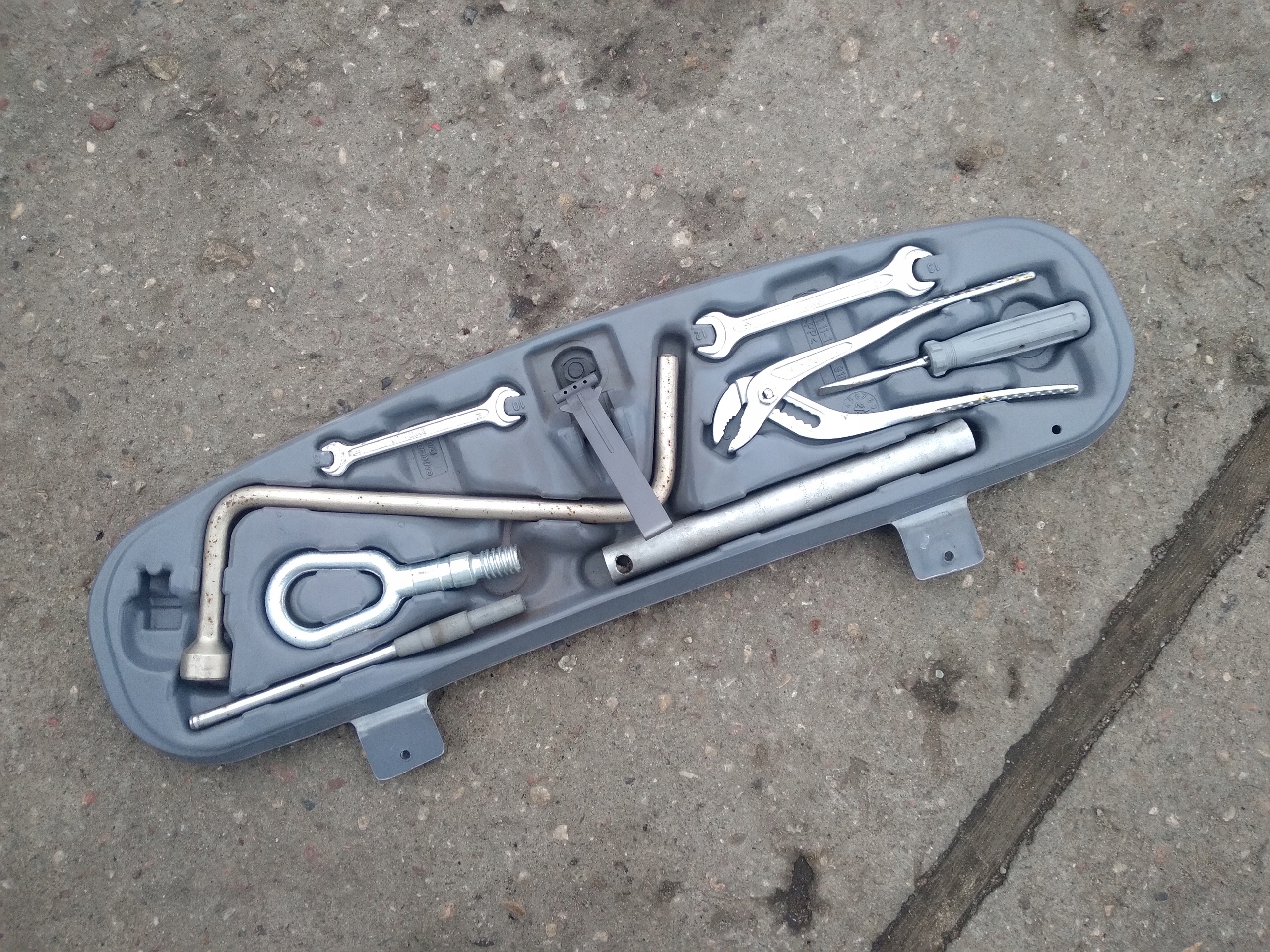 2 343 - BMW E46 купе ключи комплект оригинальные багажные люки