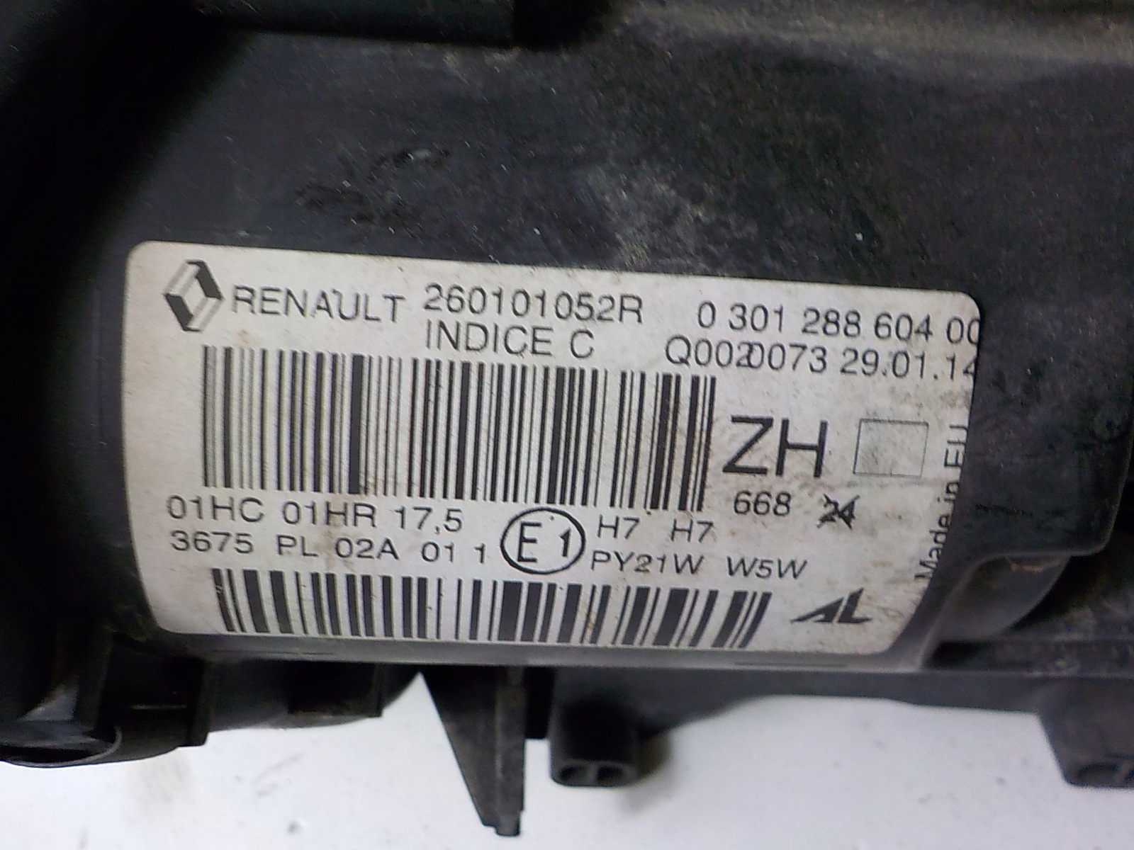 RENAULT MEGANE III LIFT GT RS light right front front UK
