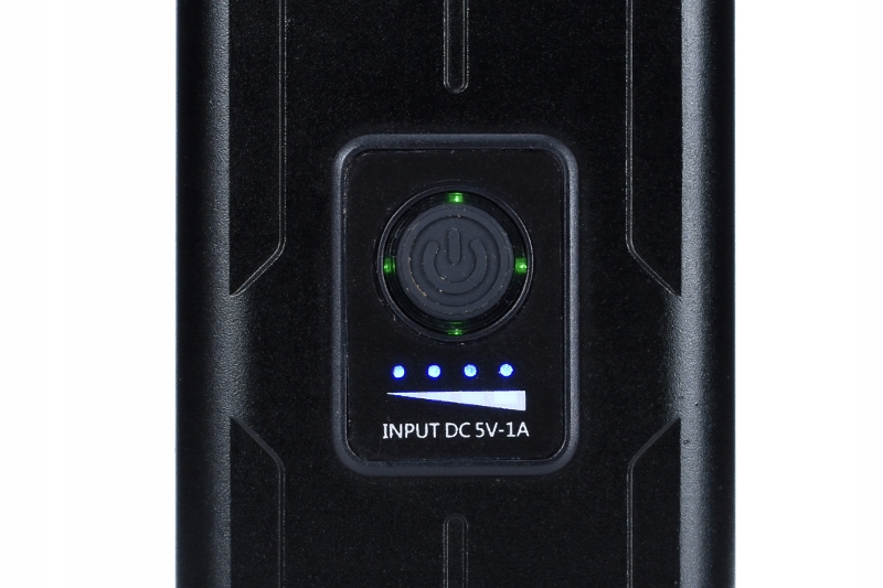 WODOODPORNA LATARKA ROWEROWA WBUDOWANY POWERBANK Materiał aluminium