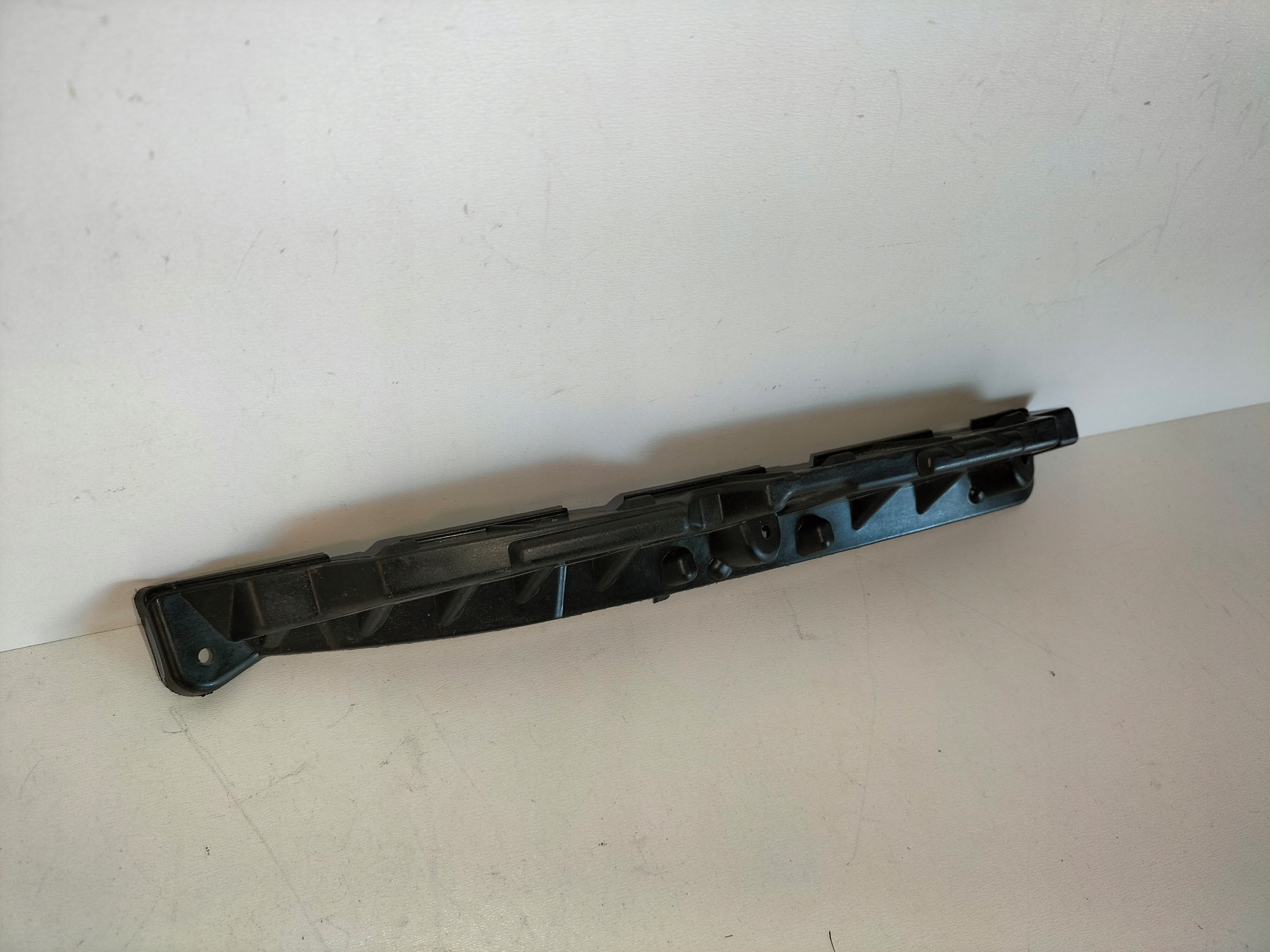support holder below lampe reflektor front right HYUNDAI I30 III LIFT 20