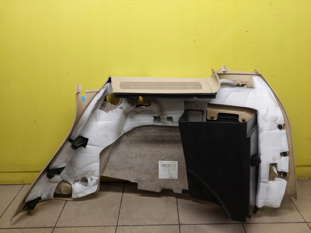 VW TOUAREG and side left boot 7L6867037