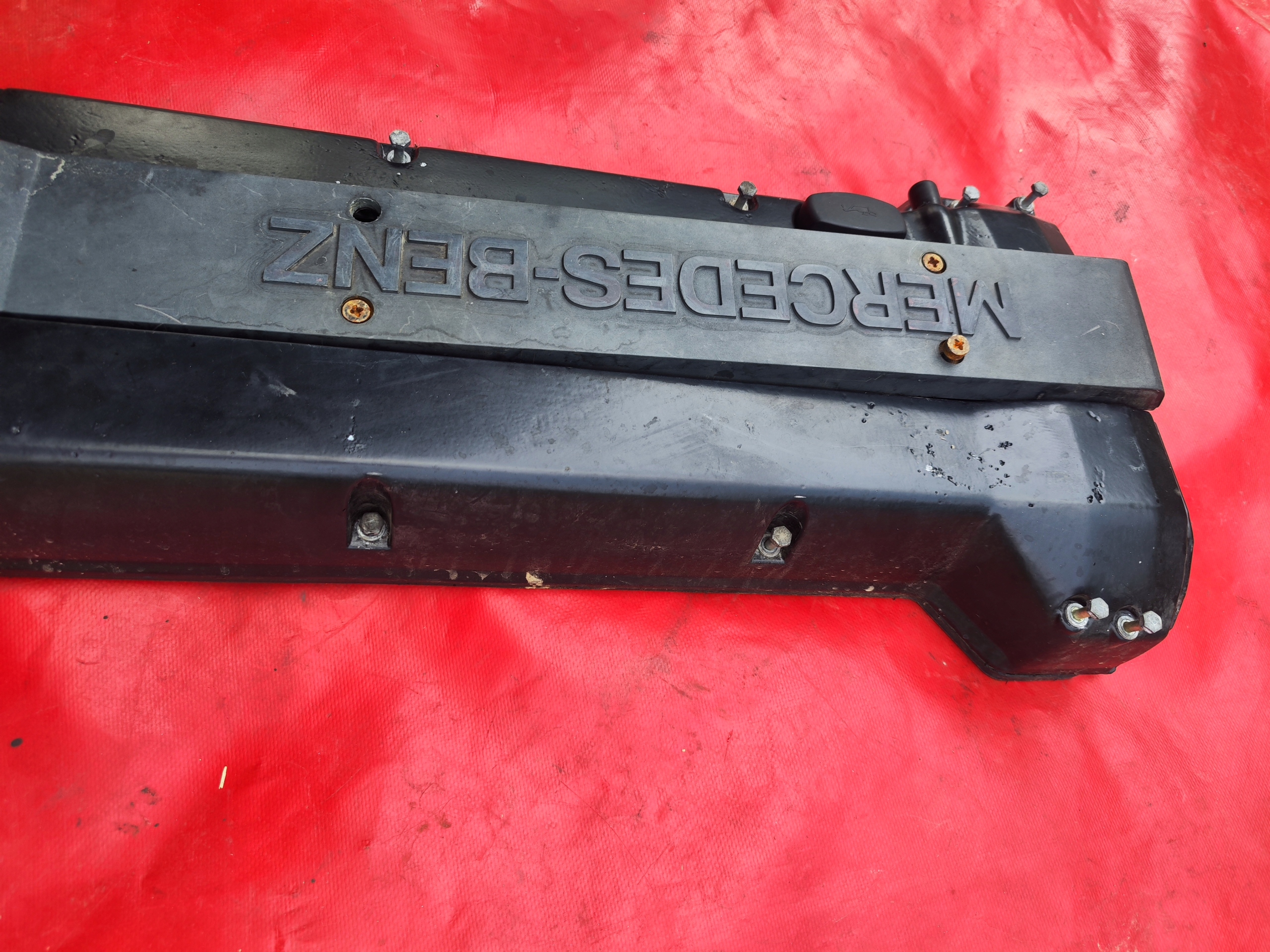 Abdeckung der Ventile MERCEDES W124 W140 3.0 E 300SE 320 1040160405
