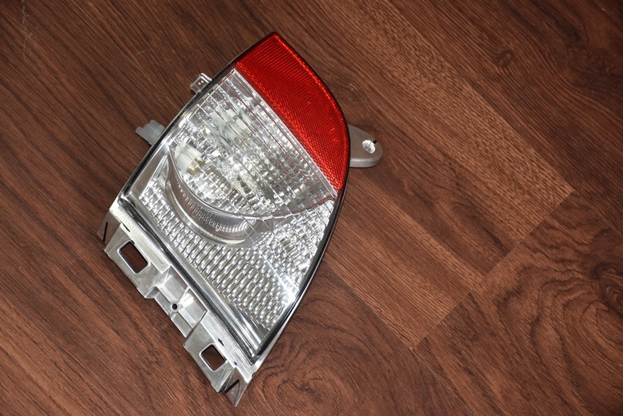 LAMPA ŚWIATŁA WSTECZNEGO CITROEN C3 II AIRCROSS OE Rodzaj lampy dedykowana