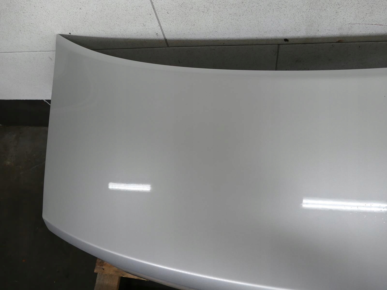 AUDI A8 D3 and LIFT trunk door boot rear part LY7W