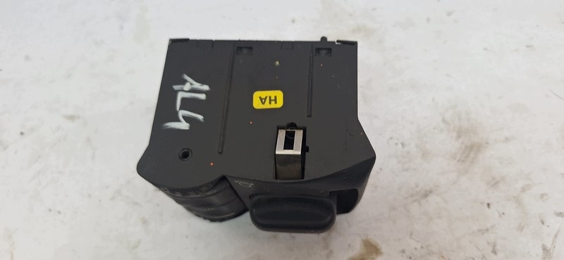 interruttore luci OPEL OMEGA B 90460591