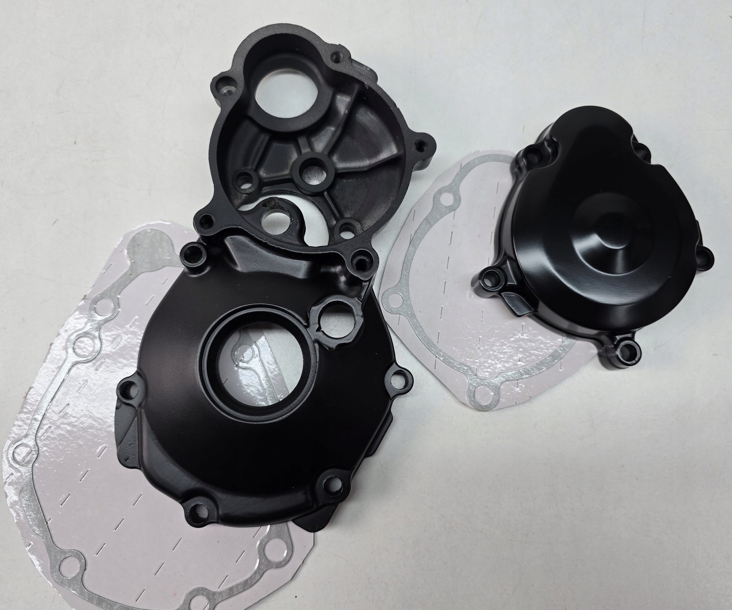 Suzuki Hayabusa Gsx-r 1300 Gsxr 1300 lata 04-24r Dekiel Pokrywa silnika Kpl
