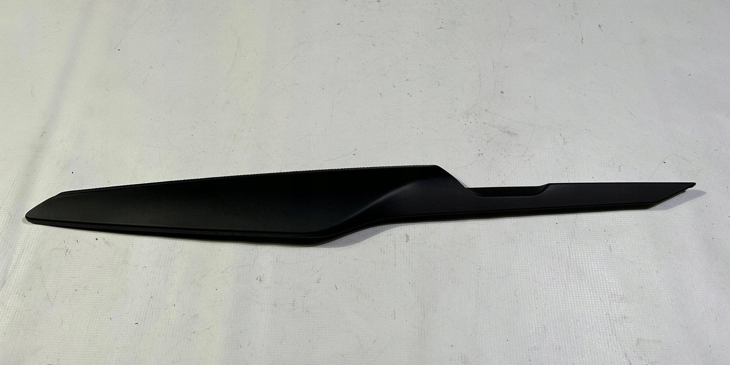 side upholstery side tunelu srodkowego Chevrolet Corvette C7 2014r